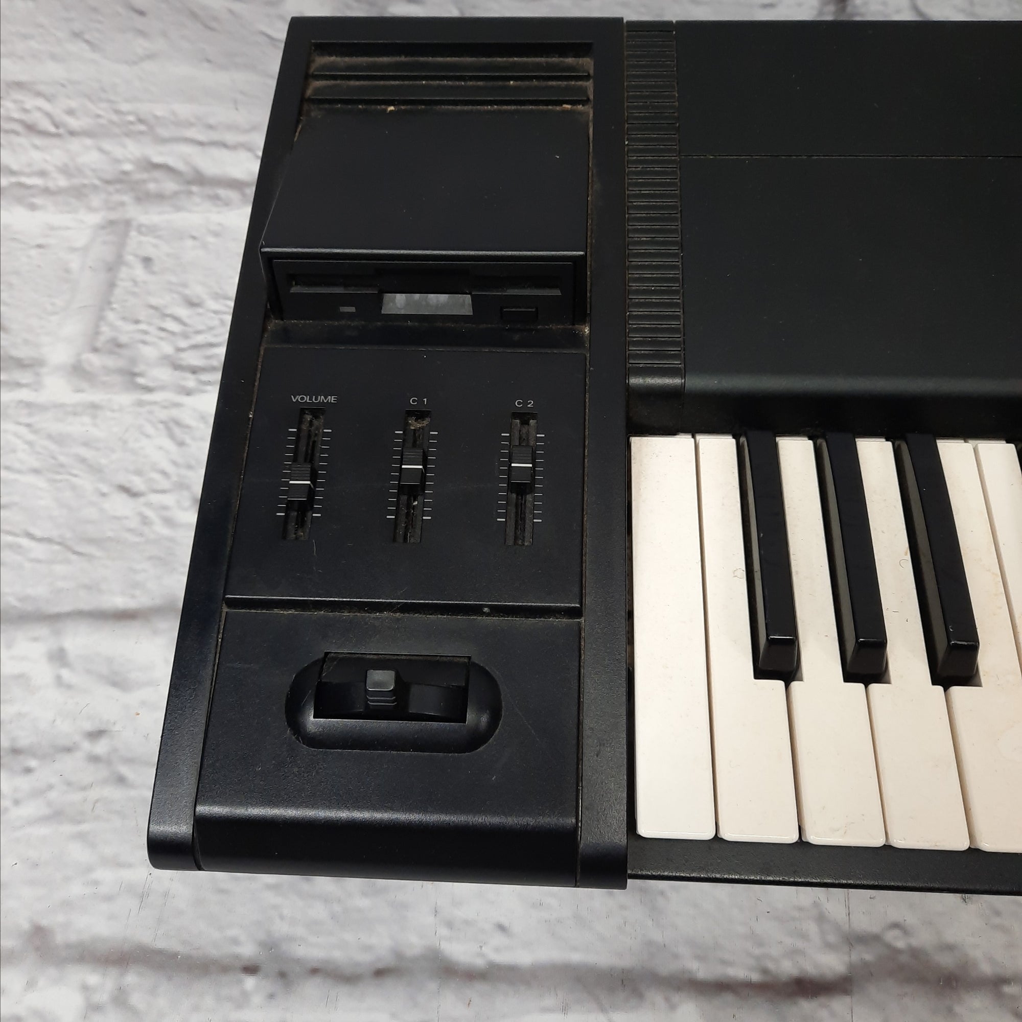 Roland XP-80 76-Key 64-Voice Music Workstation Keyboard with Case and Sustain Pedal