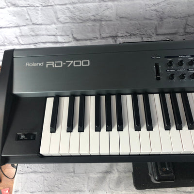 Roland RD-700 Synthesizer