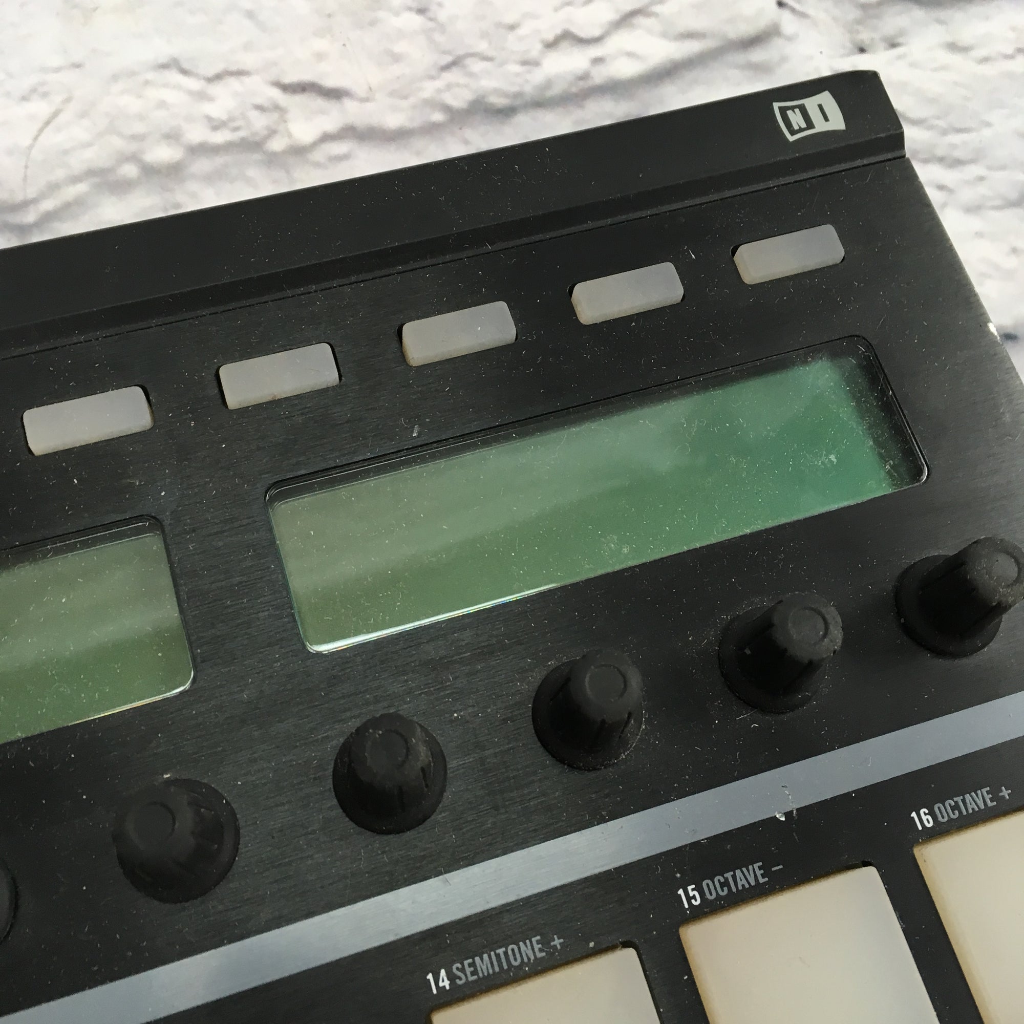 Native Instruments Maschine Controller