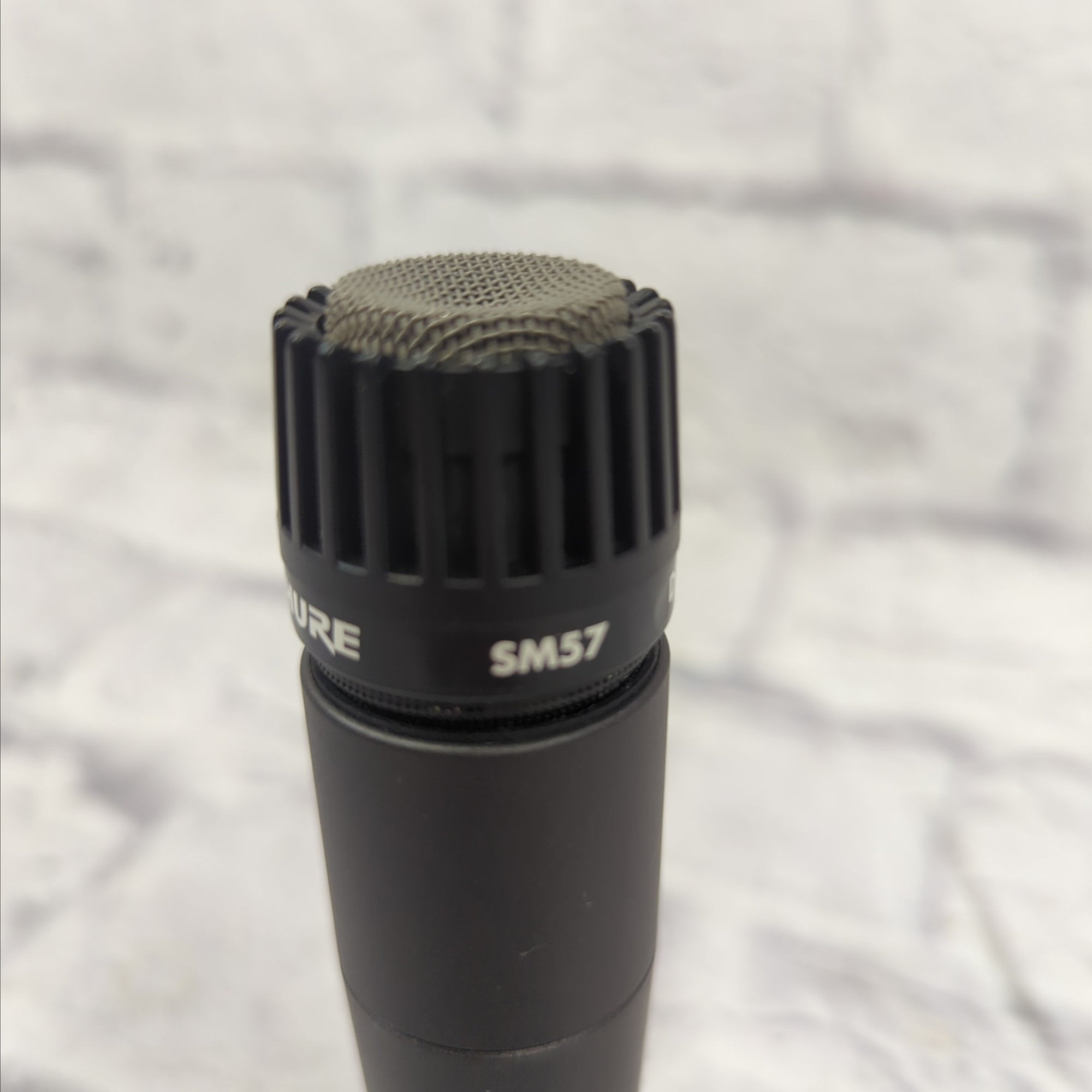 Shure SM57 Dynamic Microphone