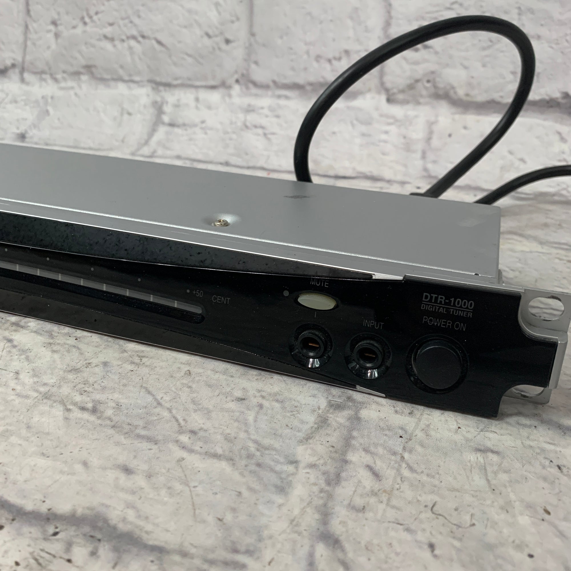 Korg DTR-1000 Digital Rack Tuner