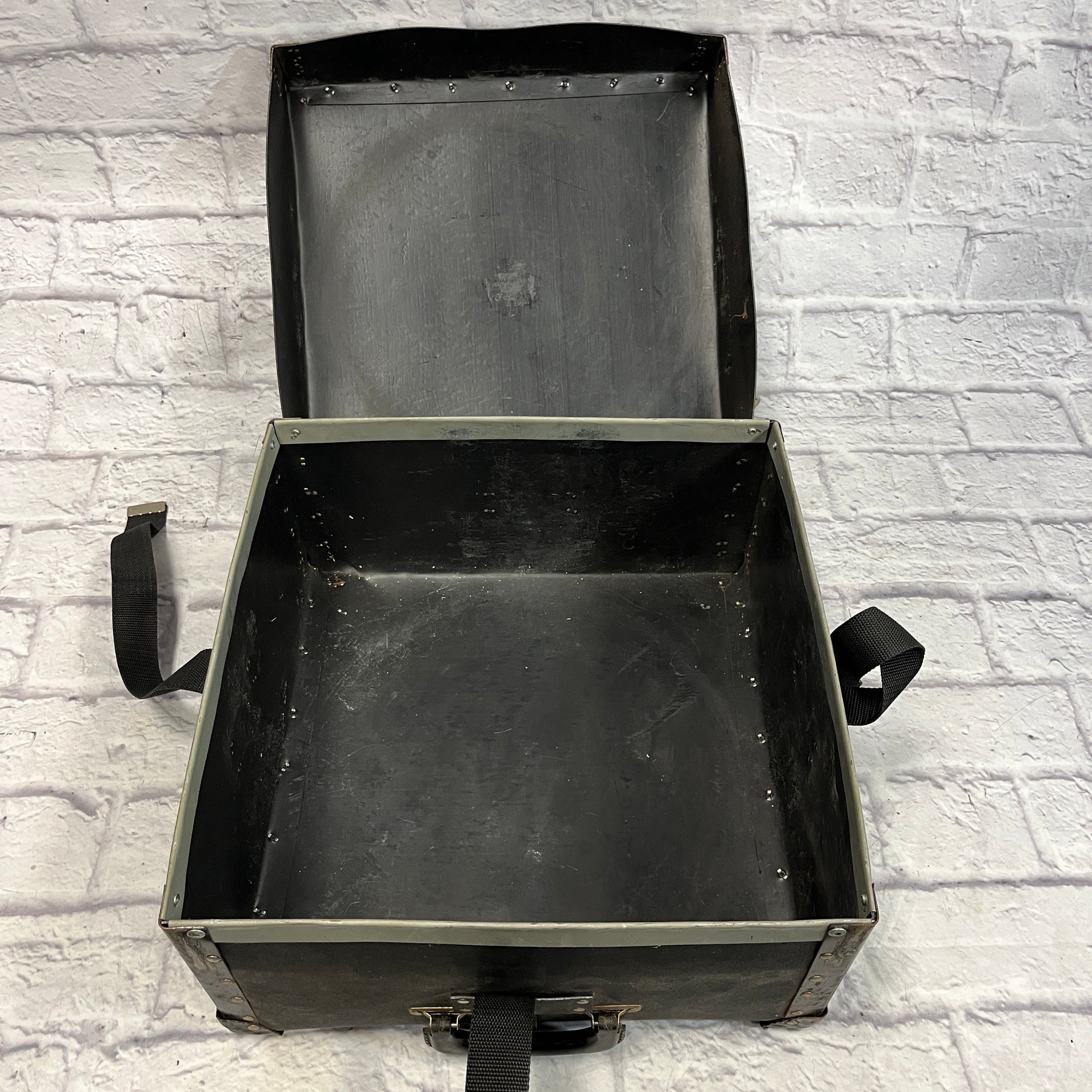 Unknown Snare Case