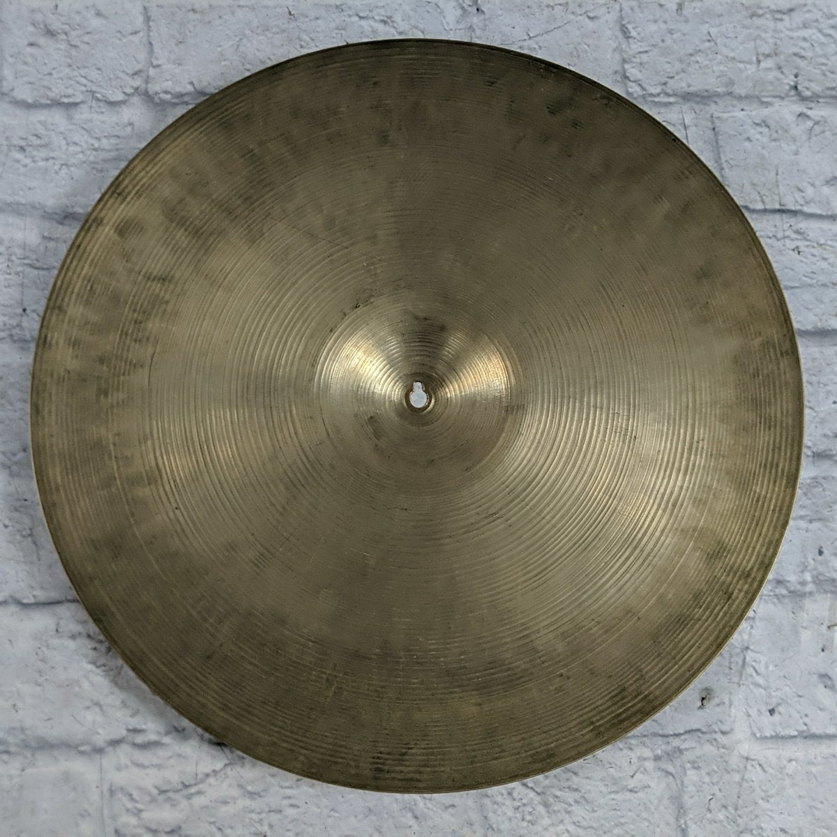 Zildjian 20 Ride Cymbal - Keyholed & Cracked
