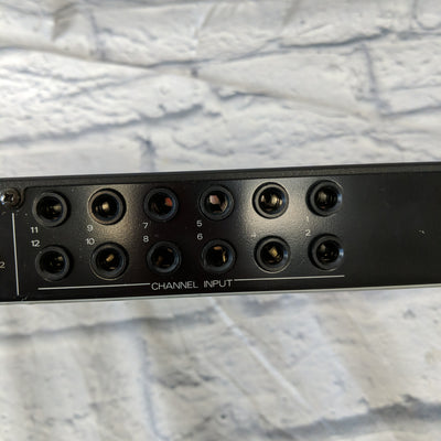 Roland M-120 12-Input Stereo Rack Keyboard Mixer