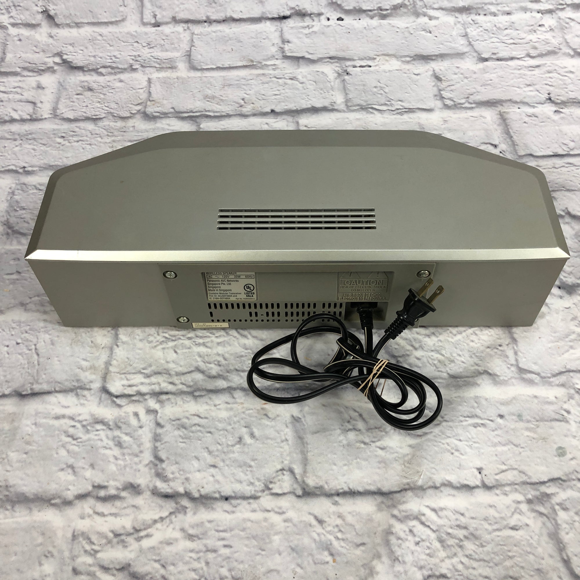 Panasonic SB-SA640 Speaker Needs Aux Cord