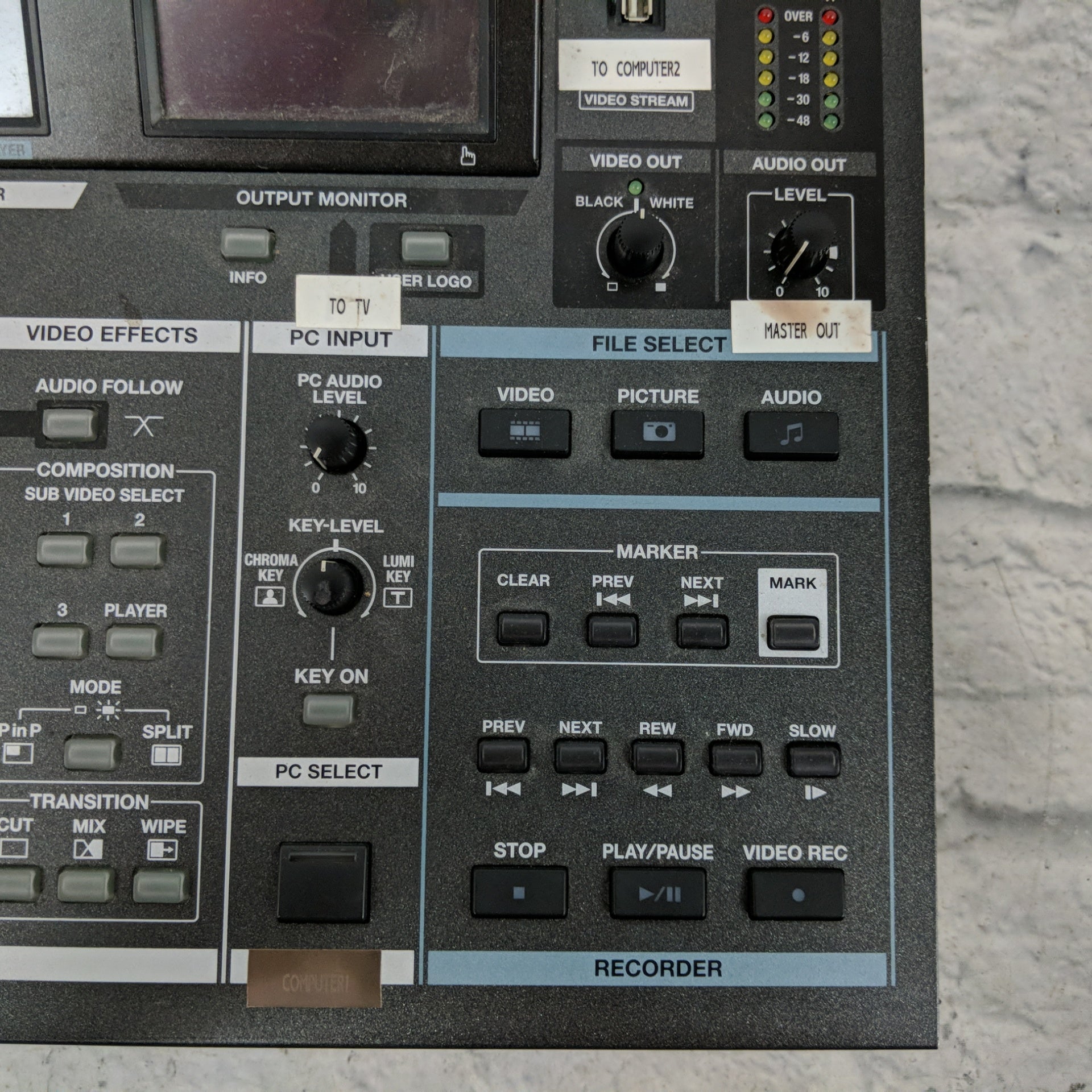 Roland VR-5 AV Mixer and Recorder