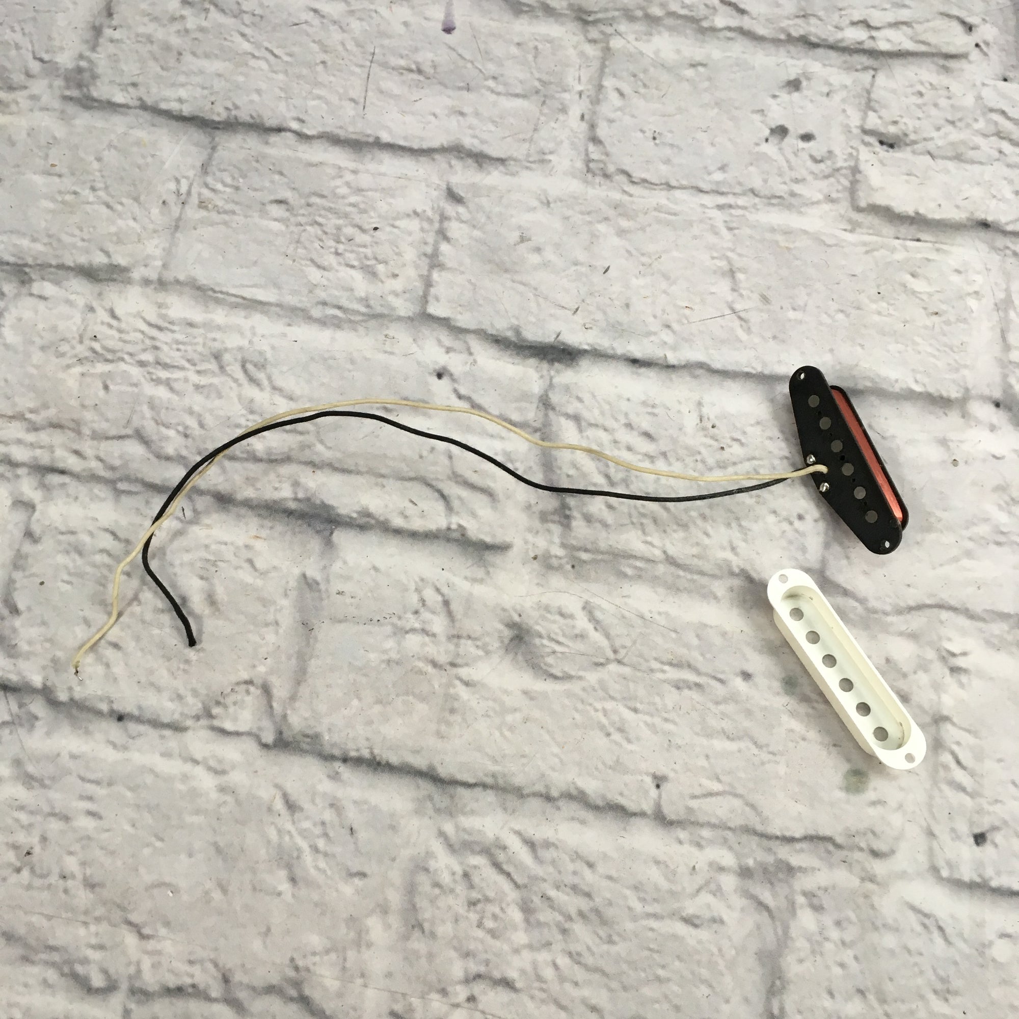 G&L Legacy Tribute Bridge Pickup