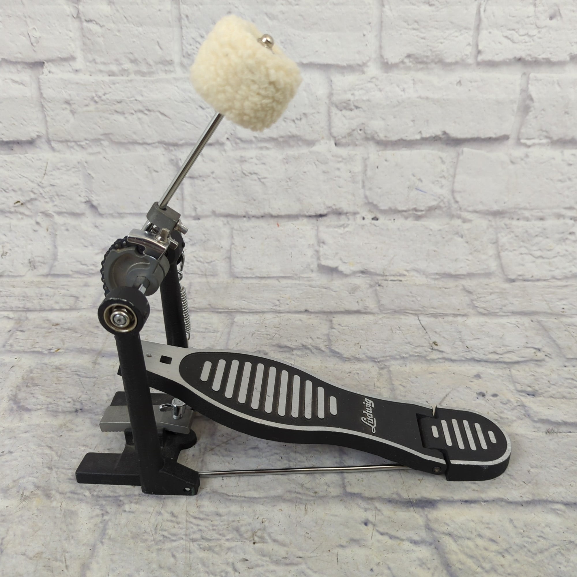 Ludwig Single Kick Bass Drum Pedal with Vater Felt Beater