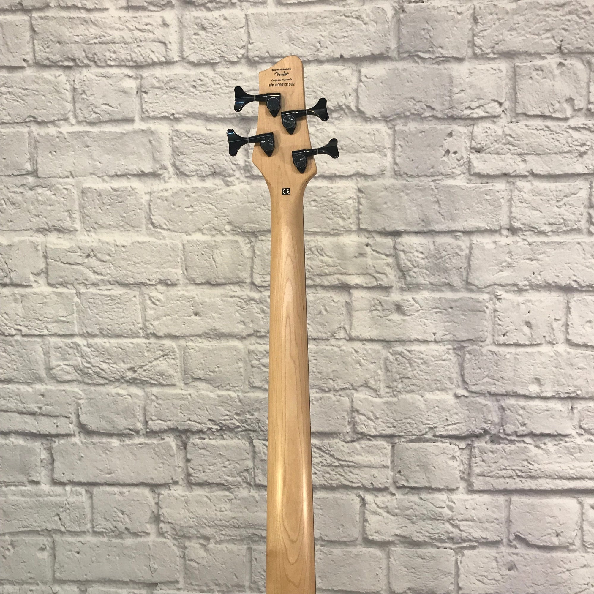 Squier MB-4 Skull and Crossbones 4 String Bass