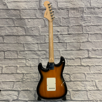 Squier Affinity Stratocaster Electric Guitar Sunburst w/ Bag