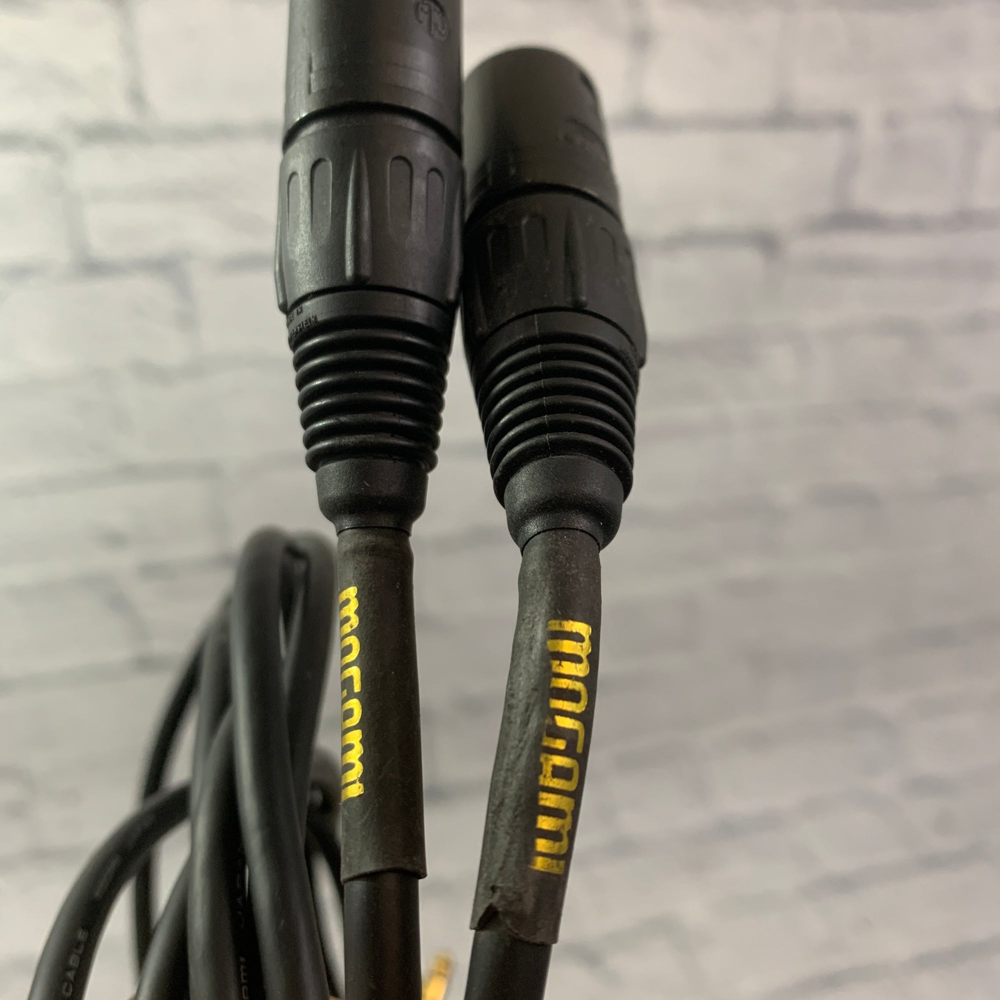 Mogami Neglex TRS to XLR Gold Tip 6ft (Pair)