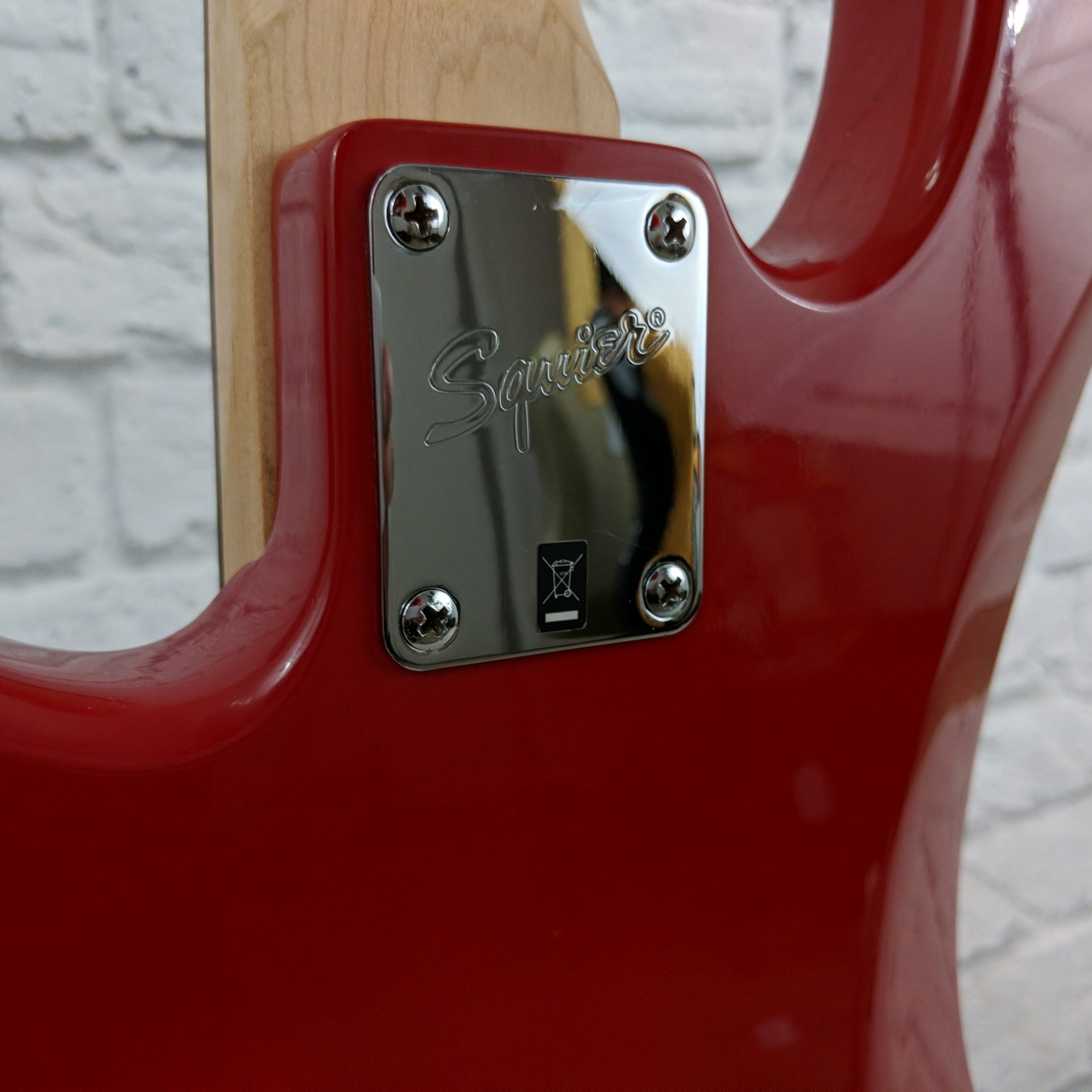 ** Squier 4 String Precision P Bass Partscaster Red