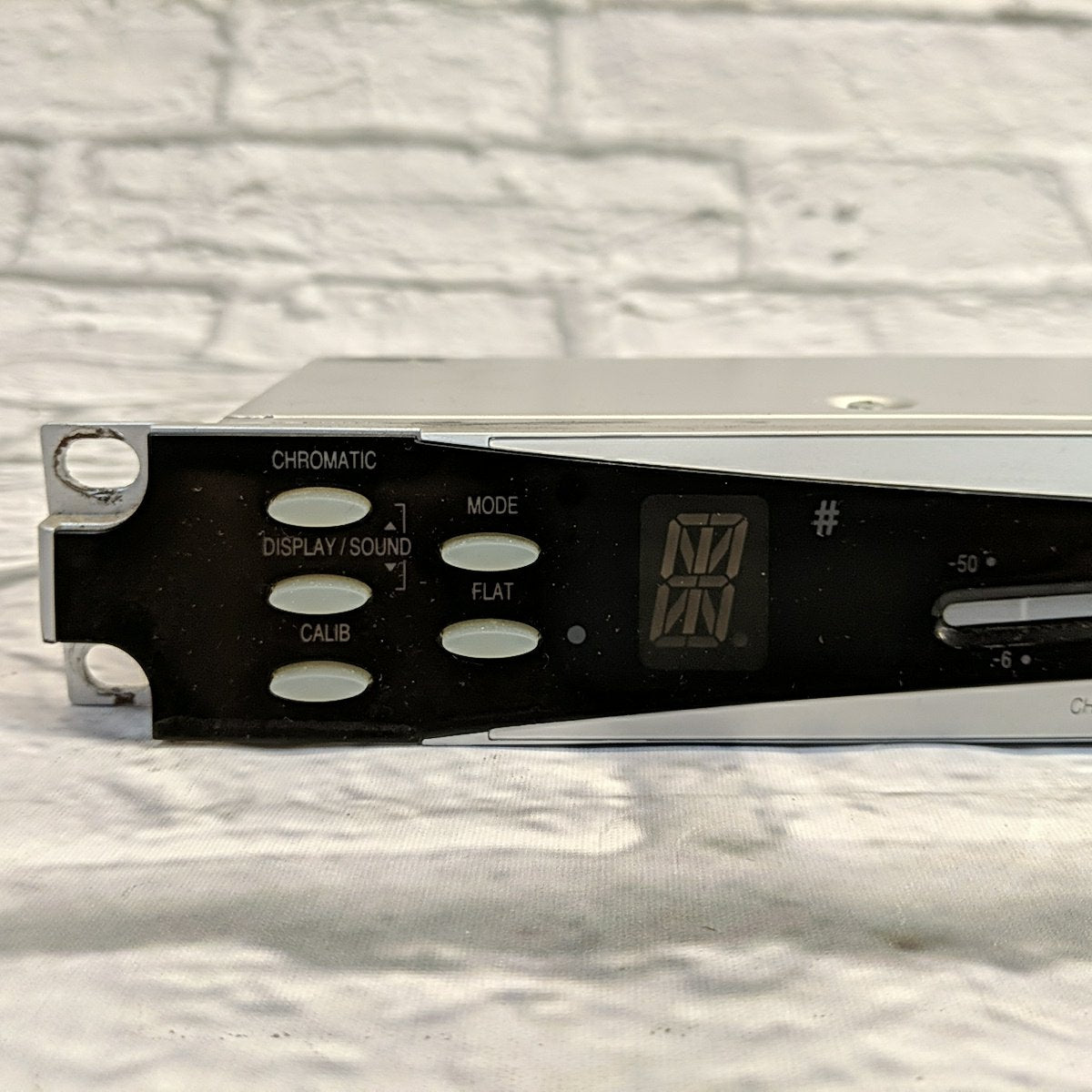 Korg DTR2000 Rack Tuner for Guitar or Bass