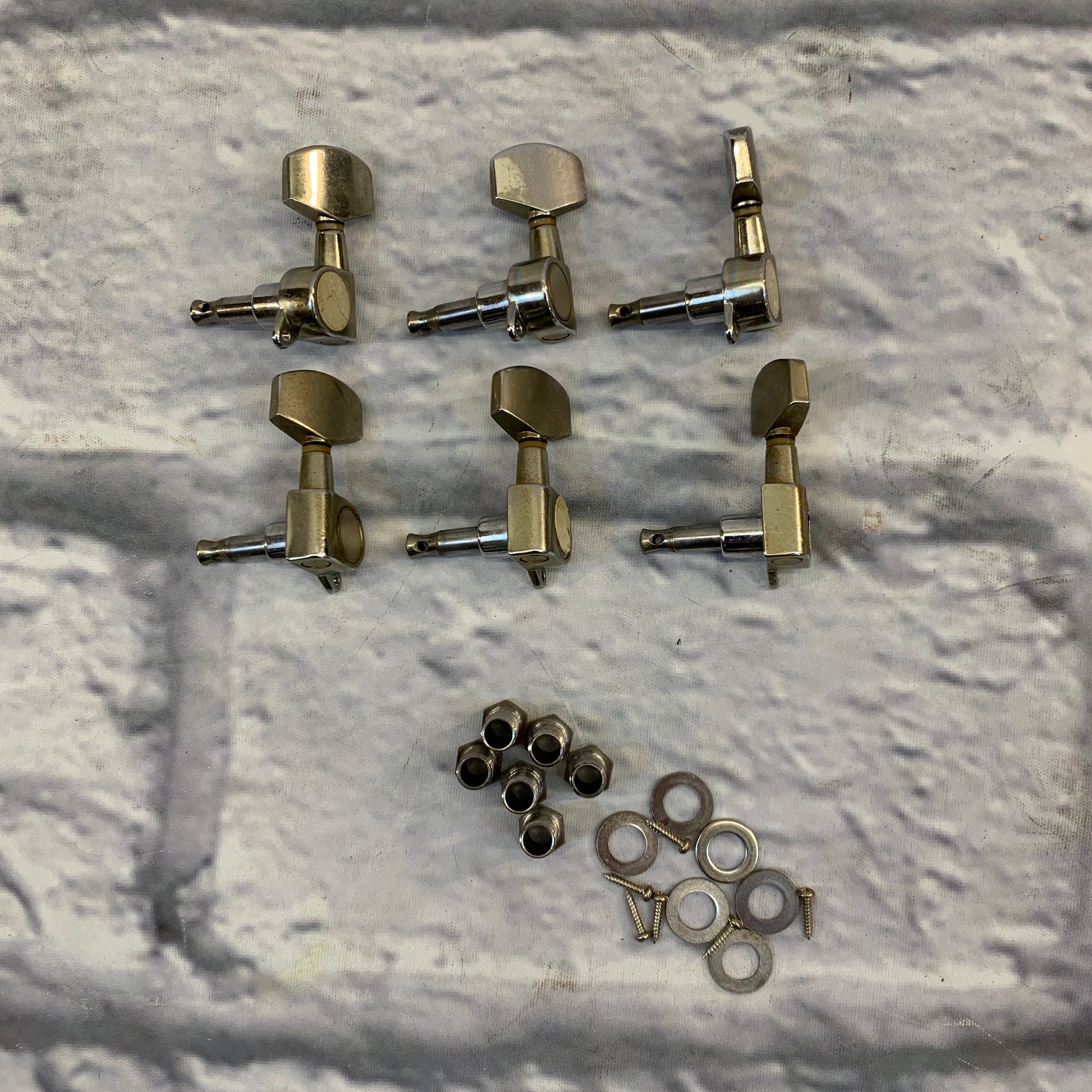 Chrome Guitar Tuning Machines