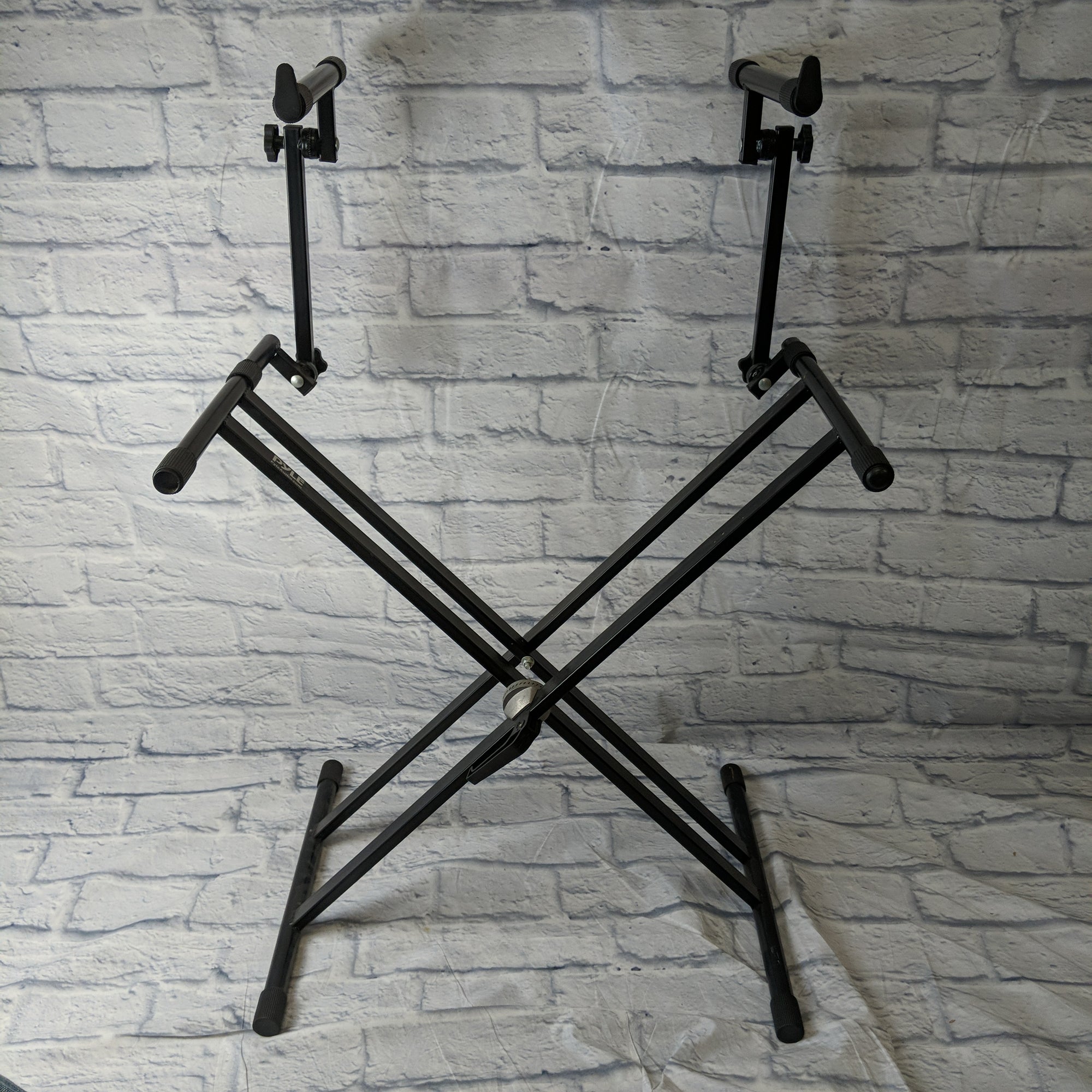 Pyle Pro PKS60 Two Tier Double X Braced Heavy-Duty DJ Coffin / Keyboard Stand
