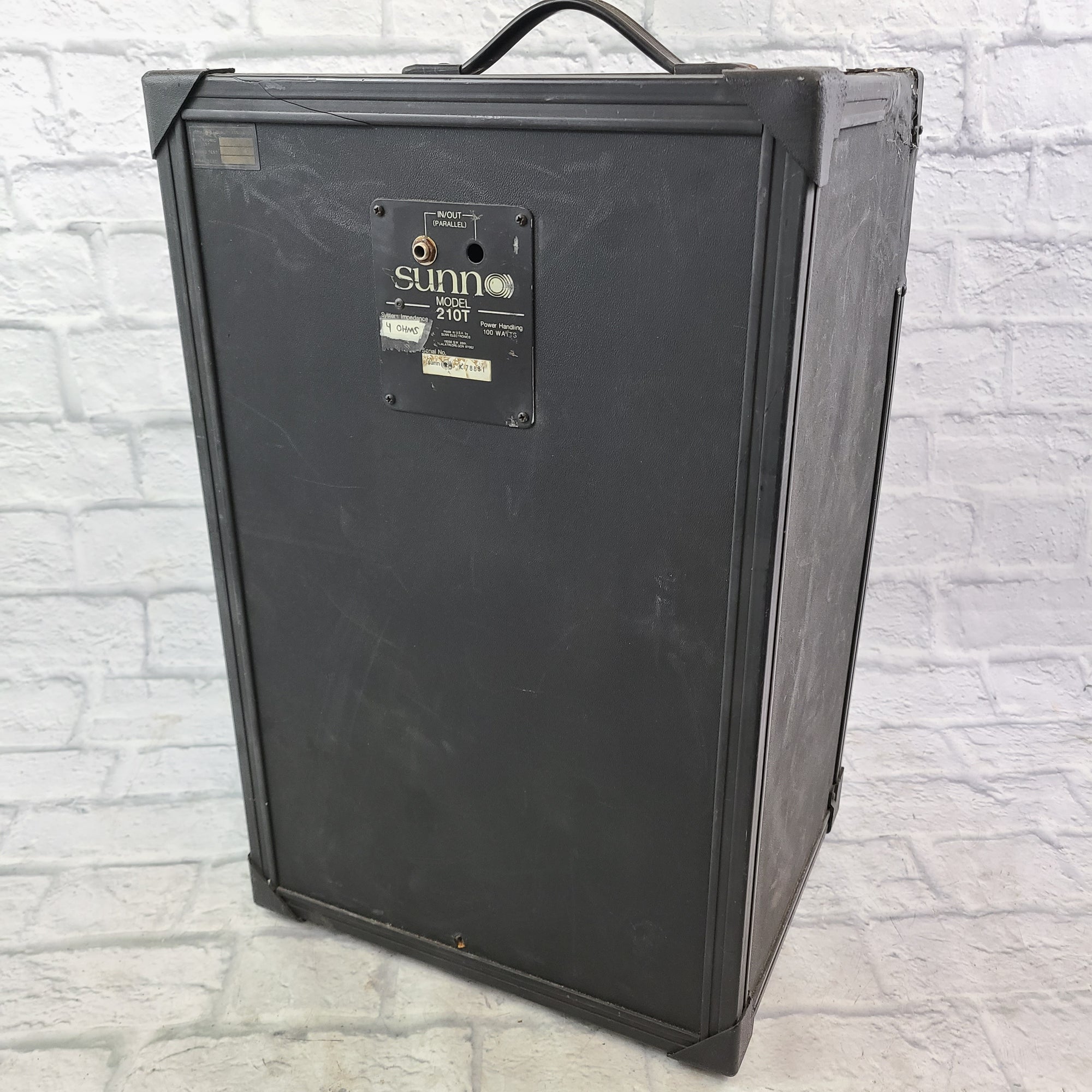 Sunn 210 T  Dual Bass Cab