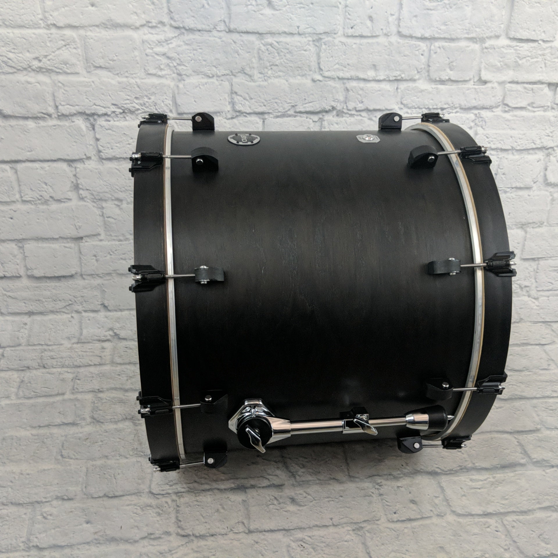 Crush Chameleon Ash 18x22 Bass Drum