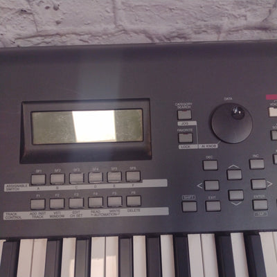 Yamaha MOXF8 88 Key Workstation