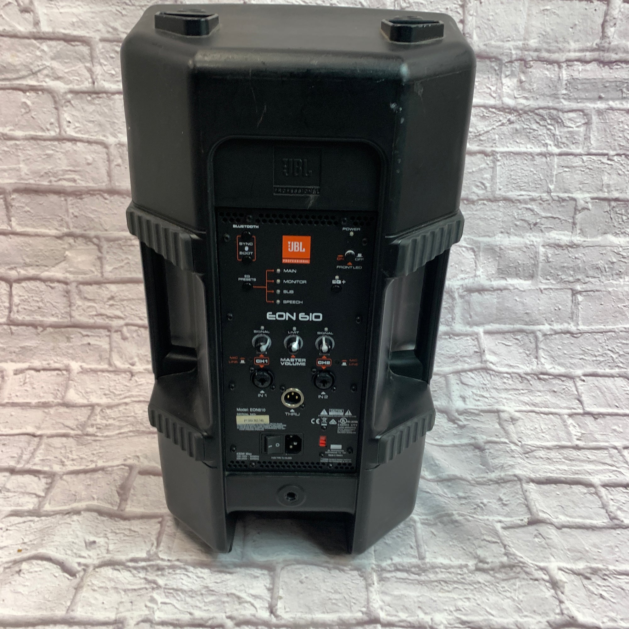 JBL EON 610 Powered Speaker Evolution Music