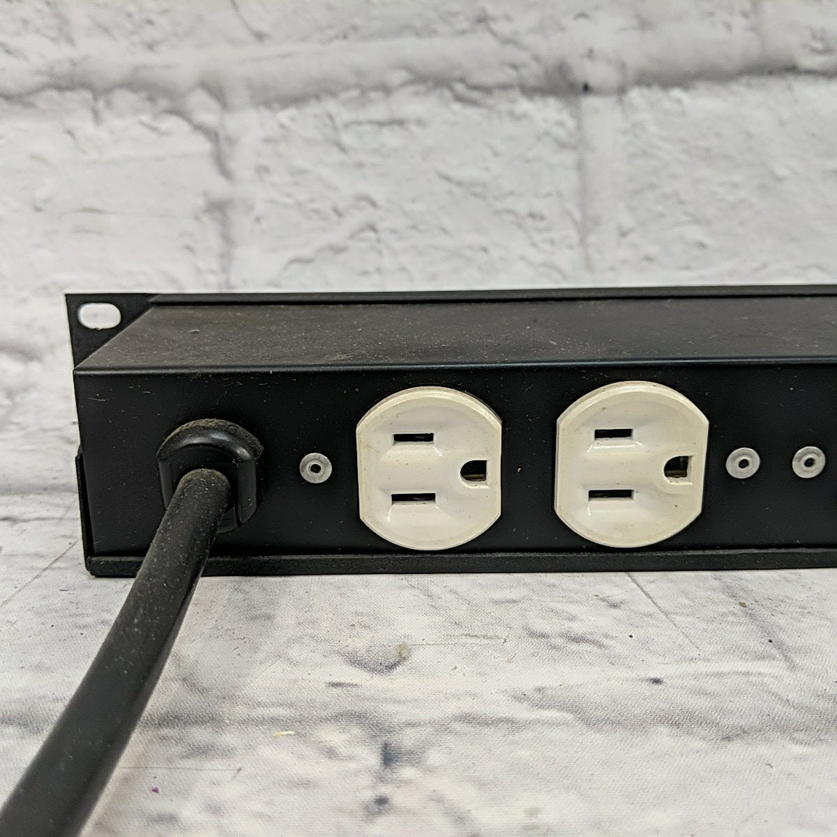 Lowell Rack Power Strip