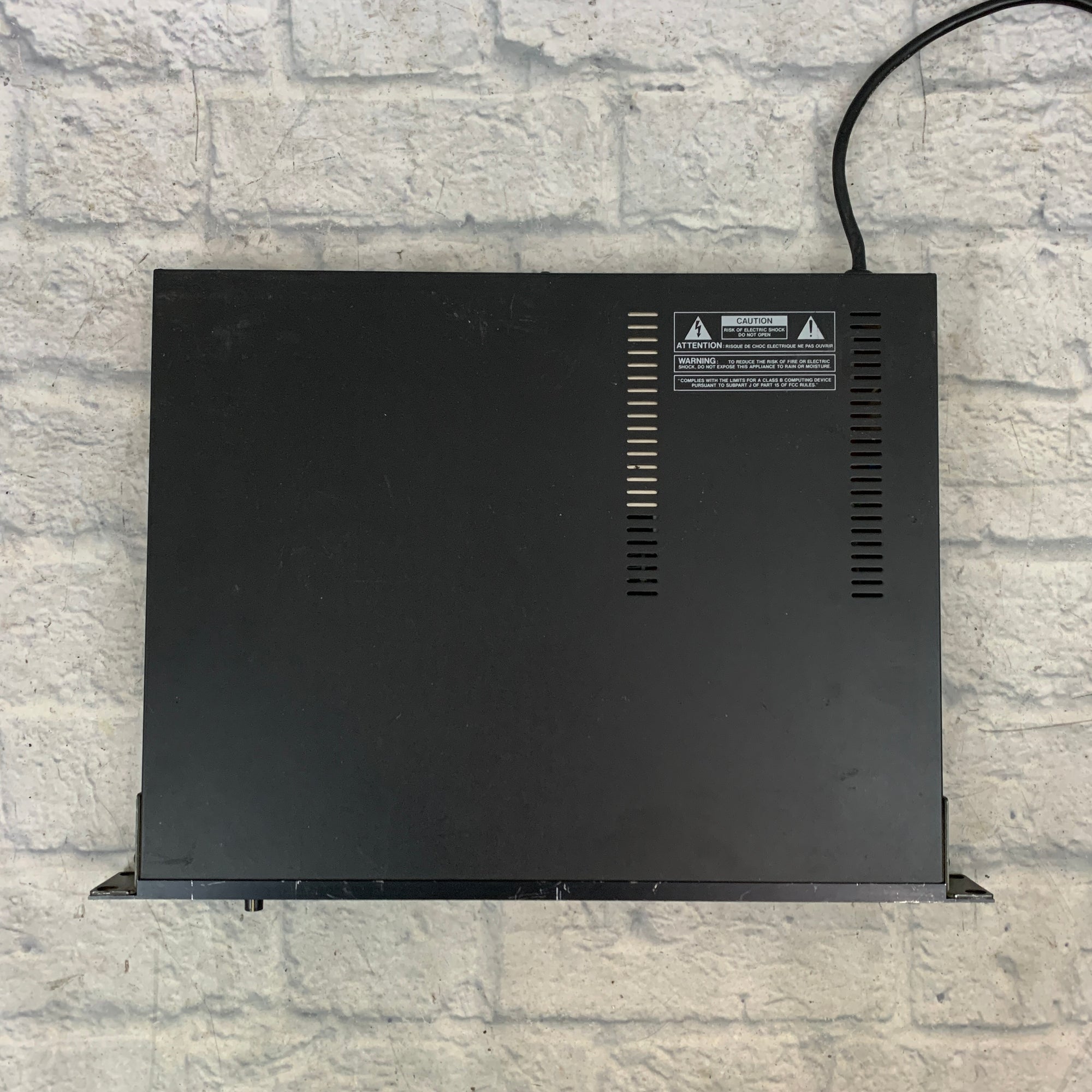 Roland U-110 PCM Rackmount Synth Sound Module