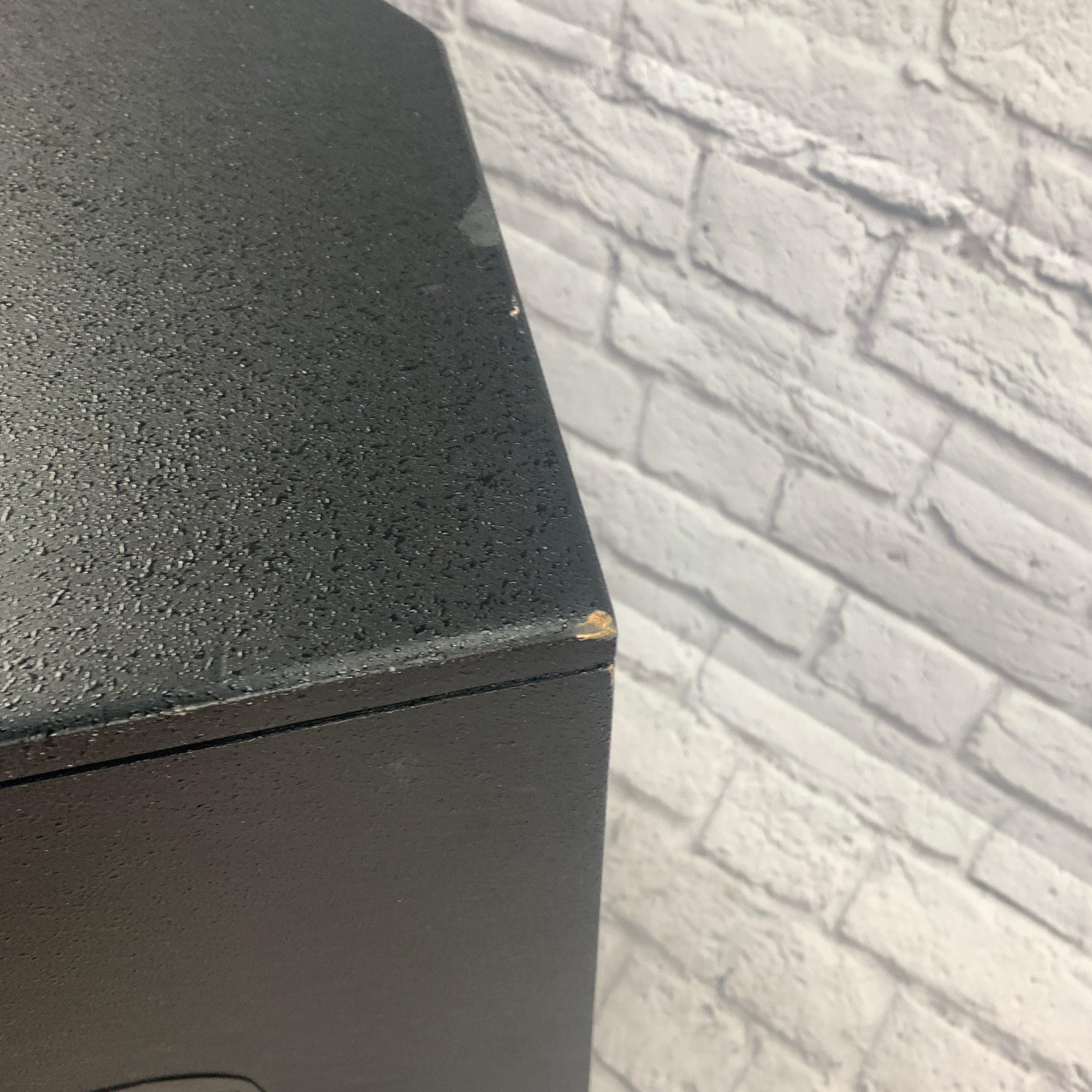 Electro-Voice ELX115 15 Powered Speaker