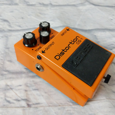 Boss DS-1 Distortion Pedal