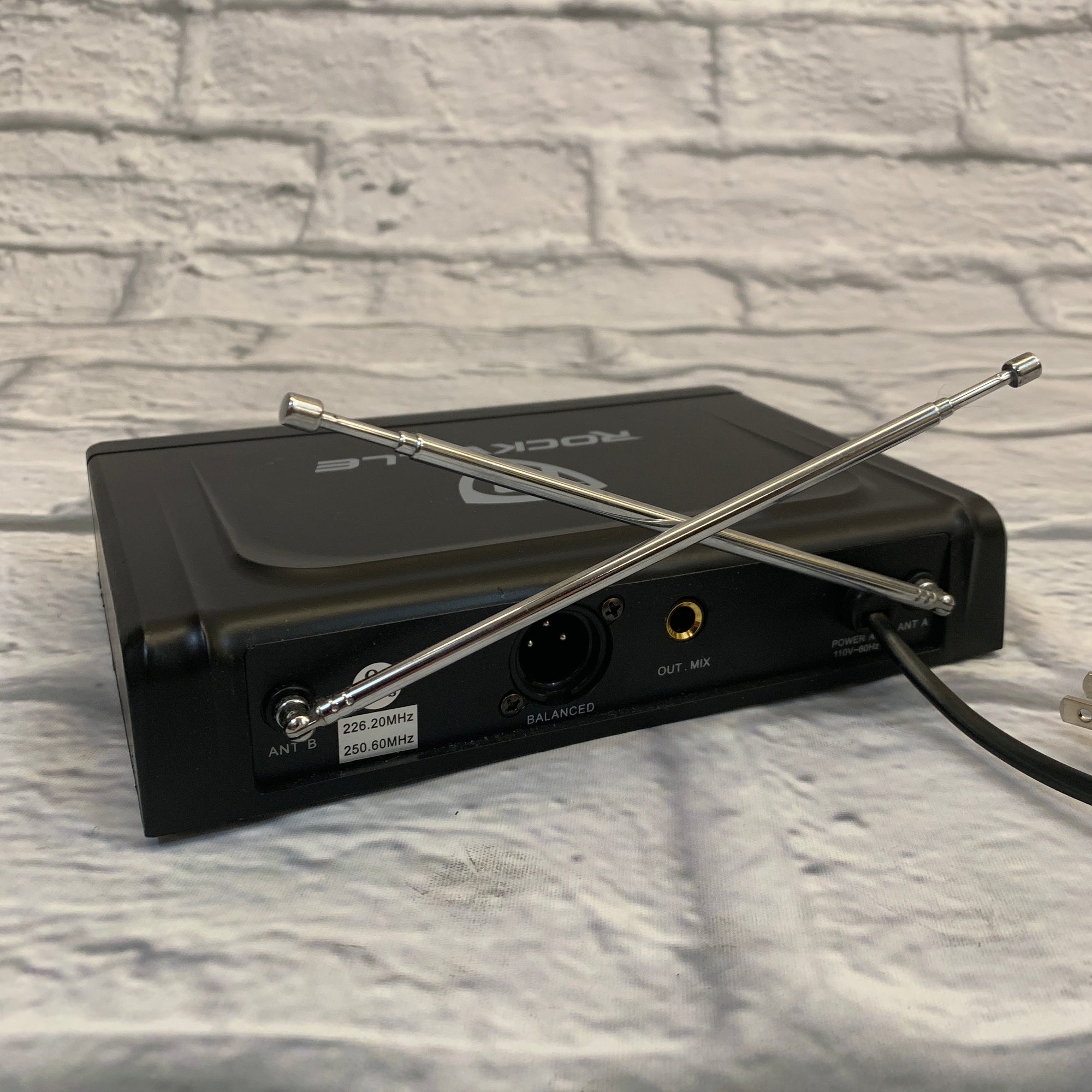 Rockville RWM1203VH VHF Wireless Dual Handheld Microphone System