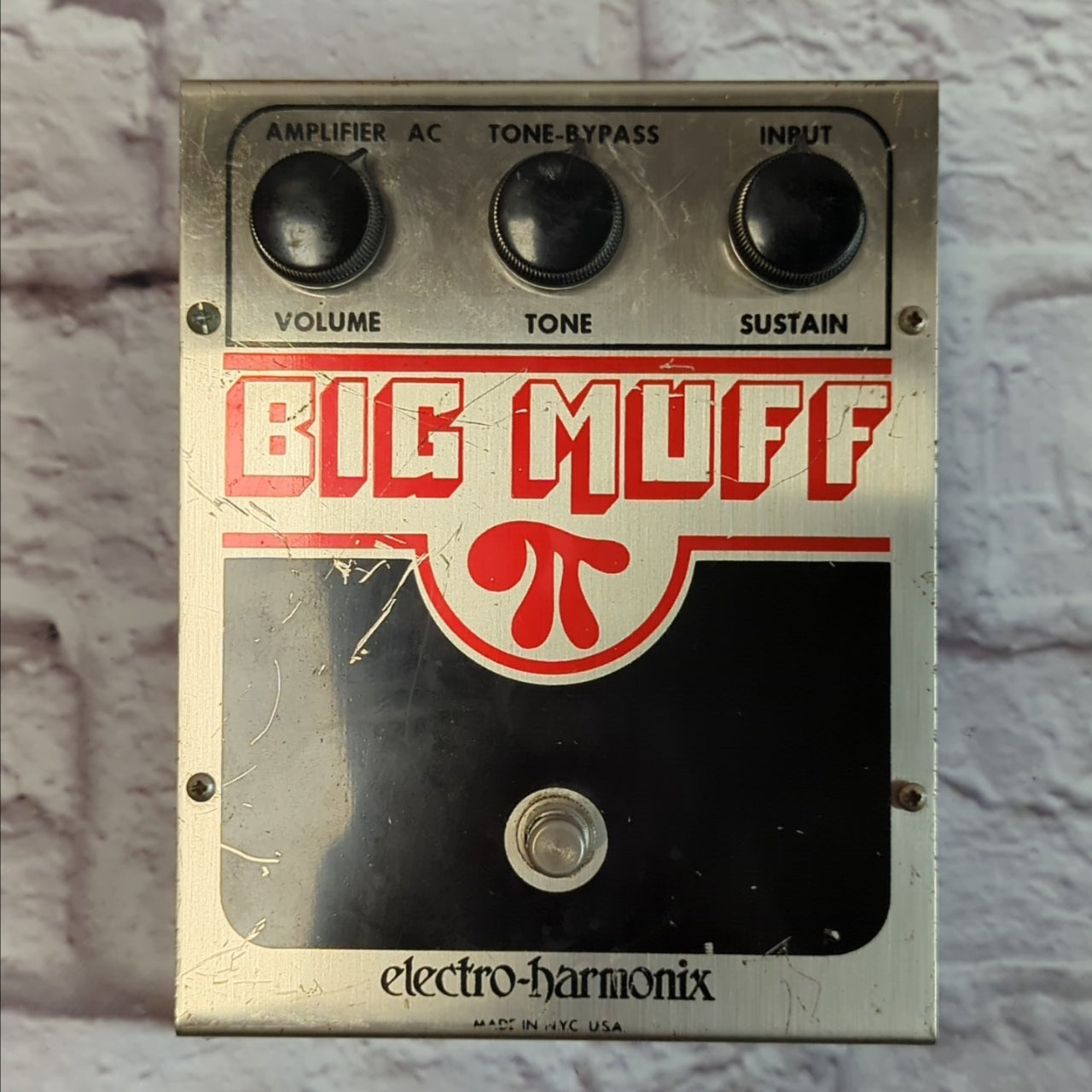 Electro-Harmonix Vintage 1980 V5 Op-Amp Big Muff Pi Fuzz Pedal