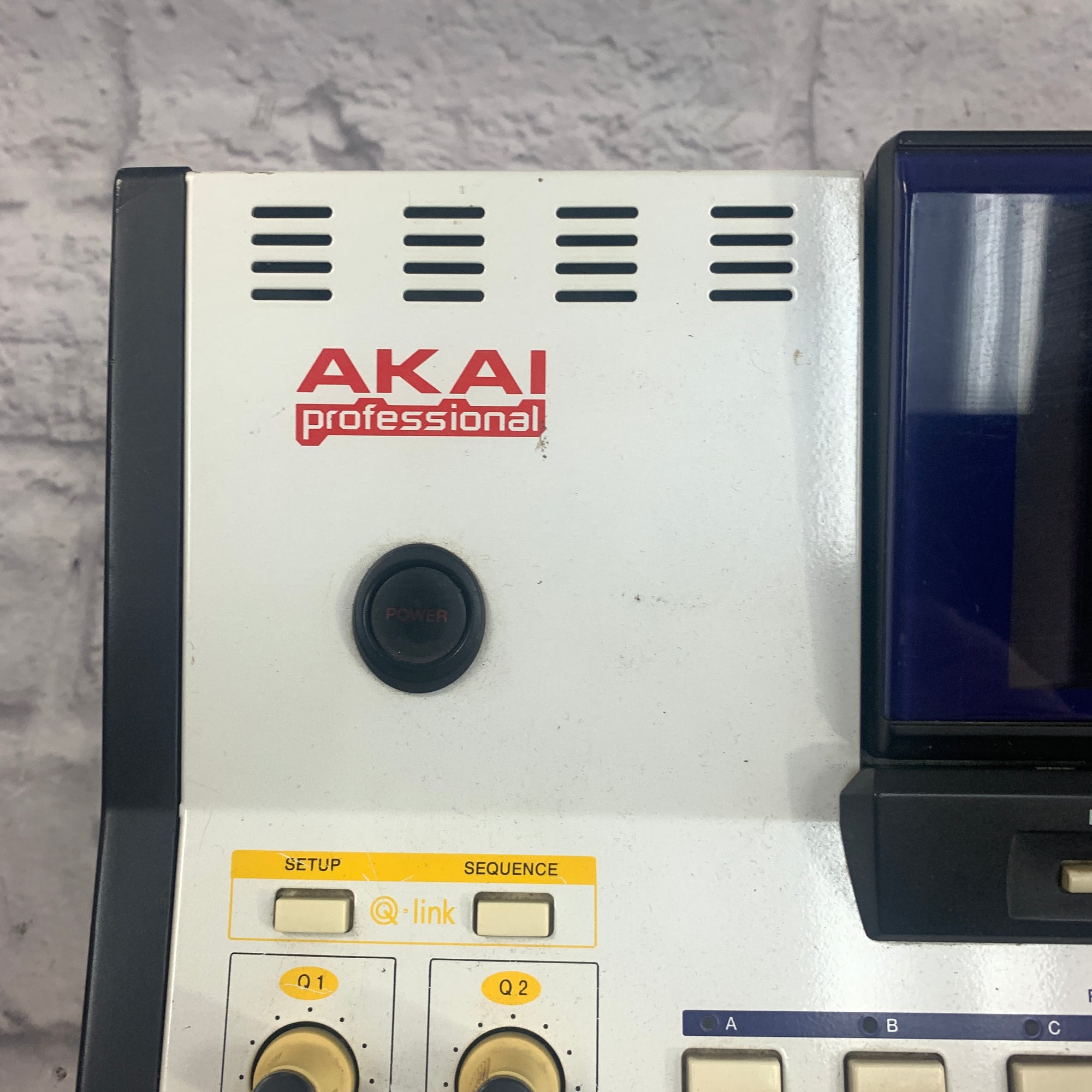 Akai MPC 4000 Music Production Center