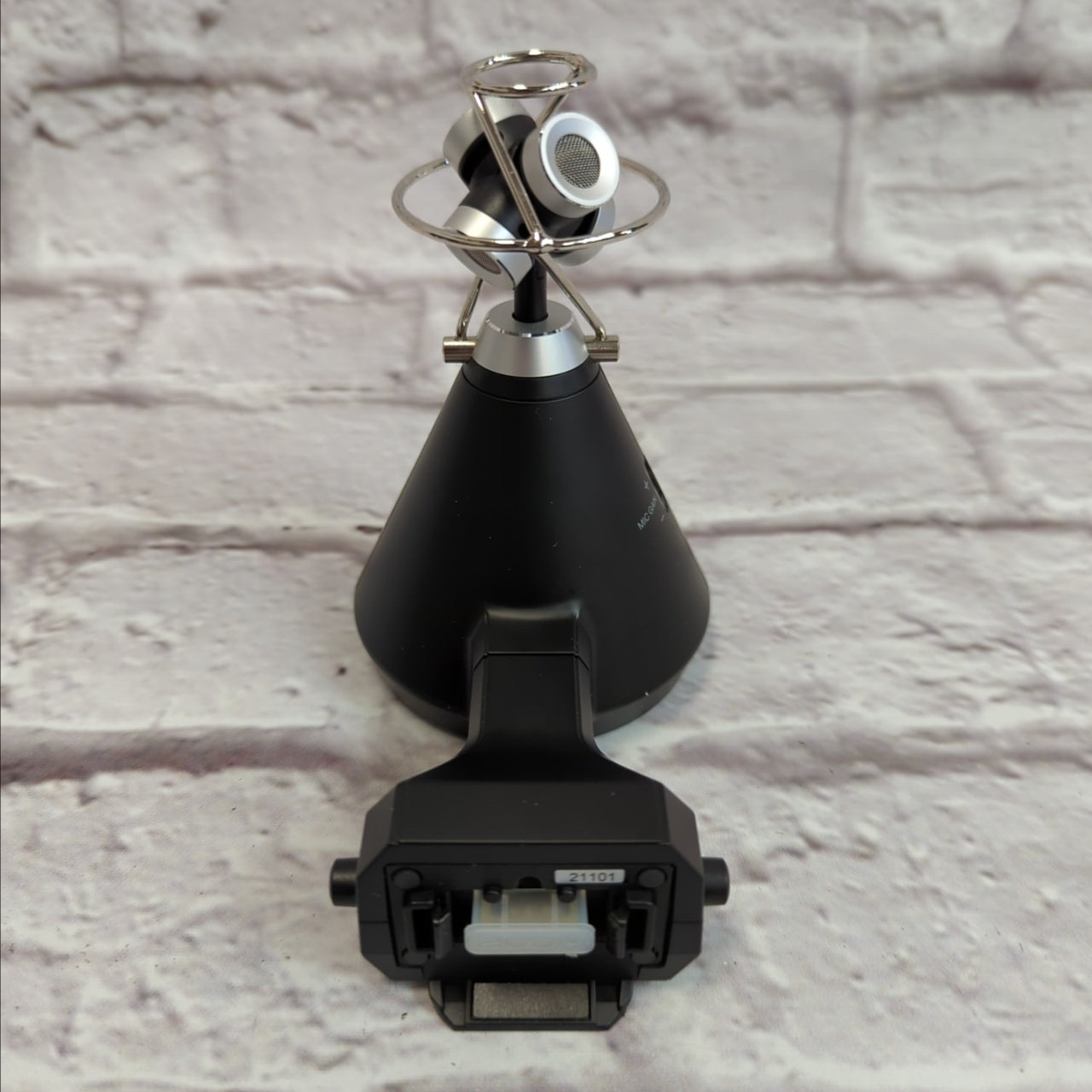 Zoom H8 8-Input Handy Recorder