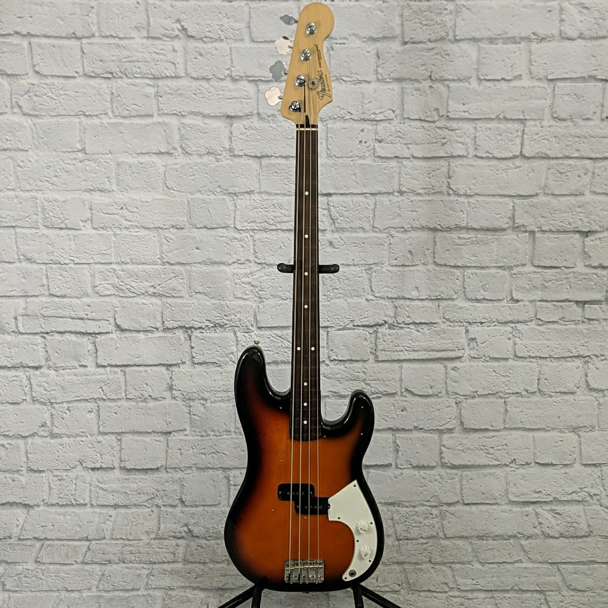 Fender 1990s MIM Precision Fretless 4 String Bass Guitar with Hard Case