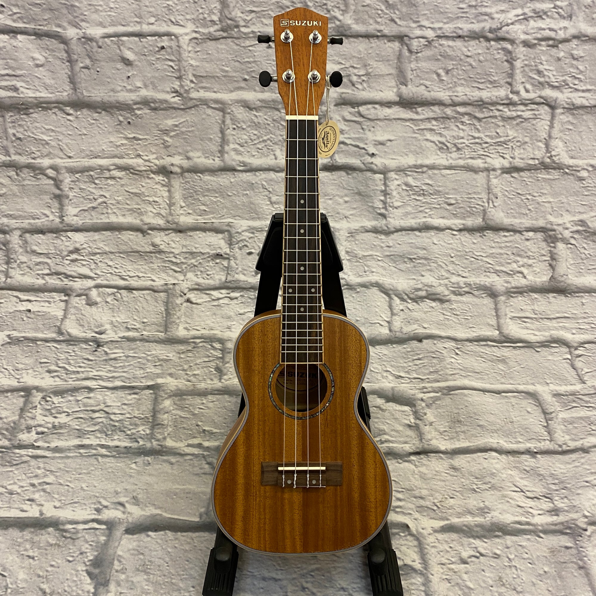 Suzuki SUKCMB-MH Concert Ukulele