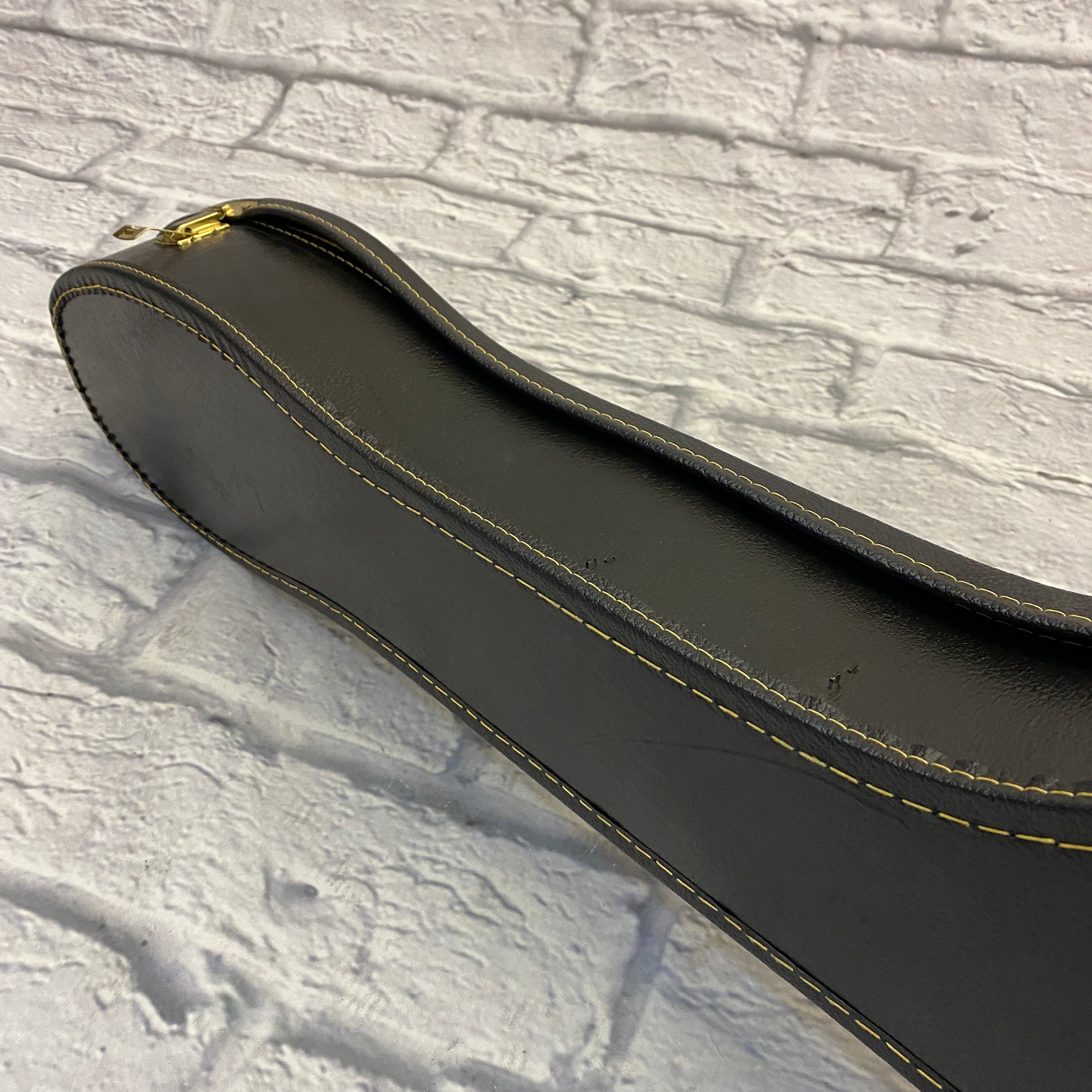 Unknown Bass Chipboard Hard Case