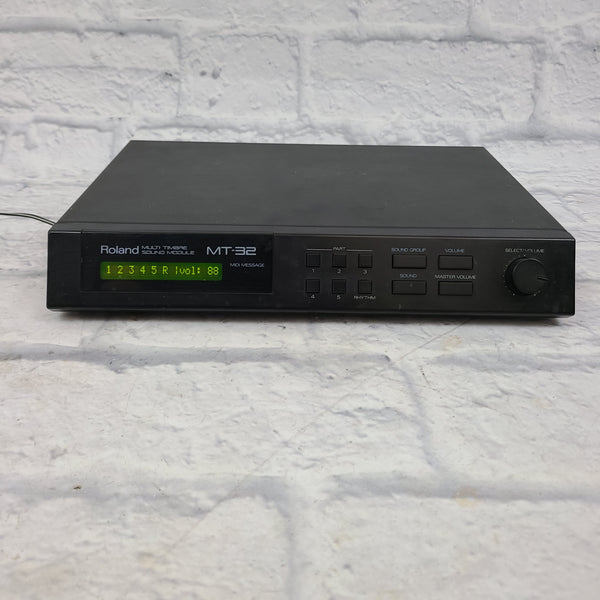Roland MT 32 Multi Timbre Sound Synthesizer Module Evolution Music roland-mt-32-multi-timbre-sound-synthesizer-module-evolution-music