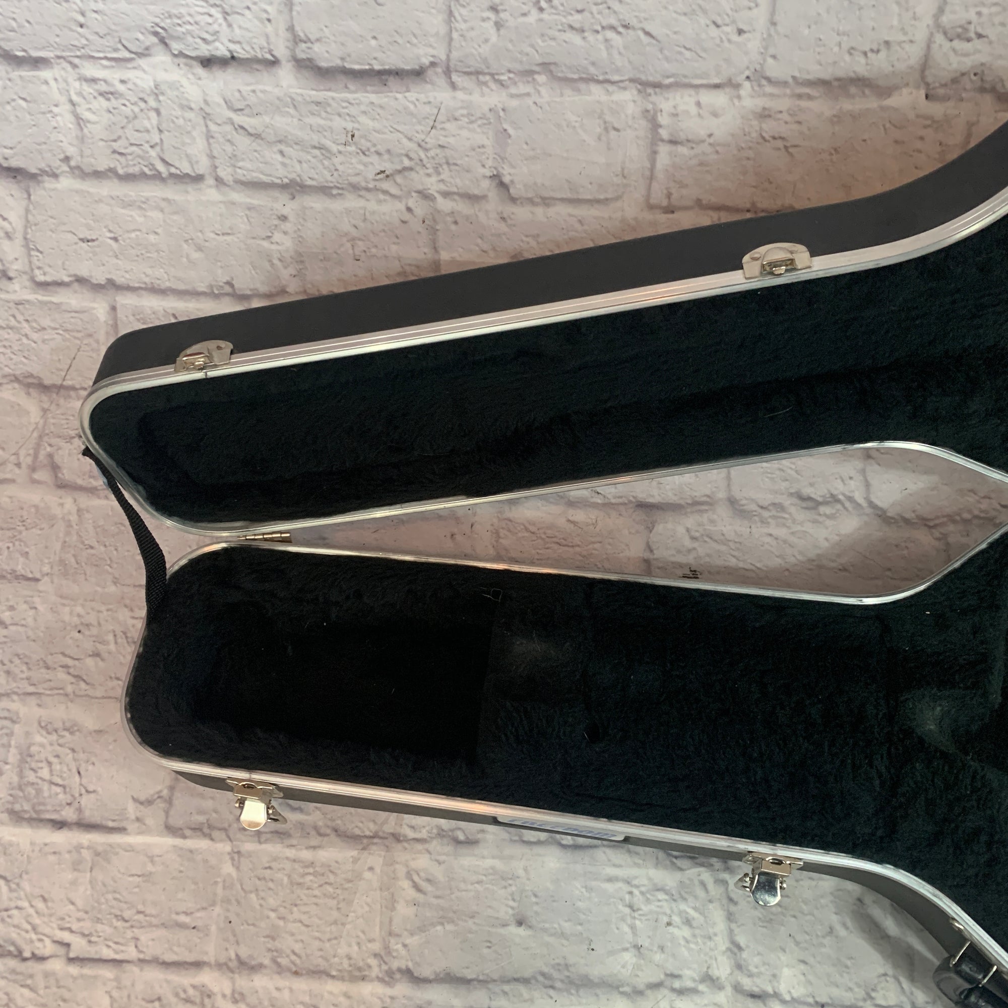 Freedom by SKB Acoustic Guitar Case