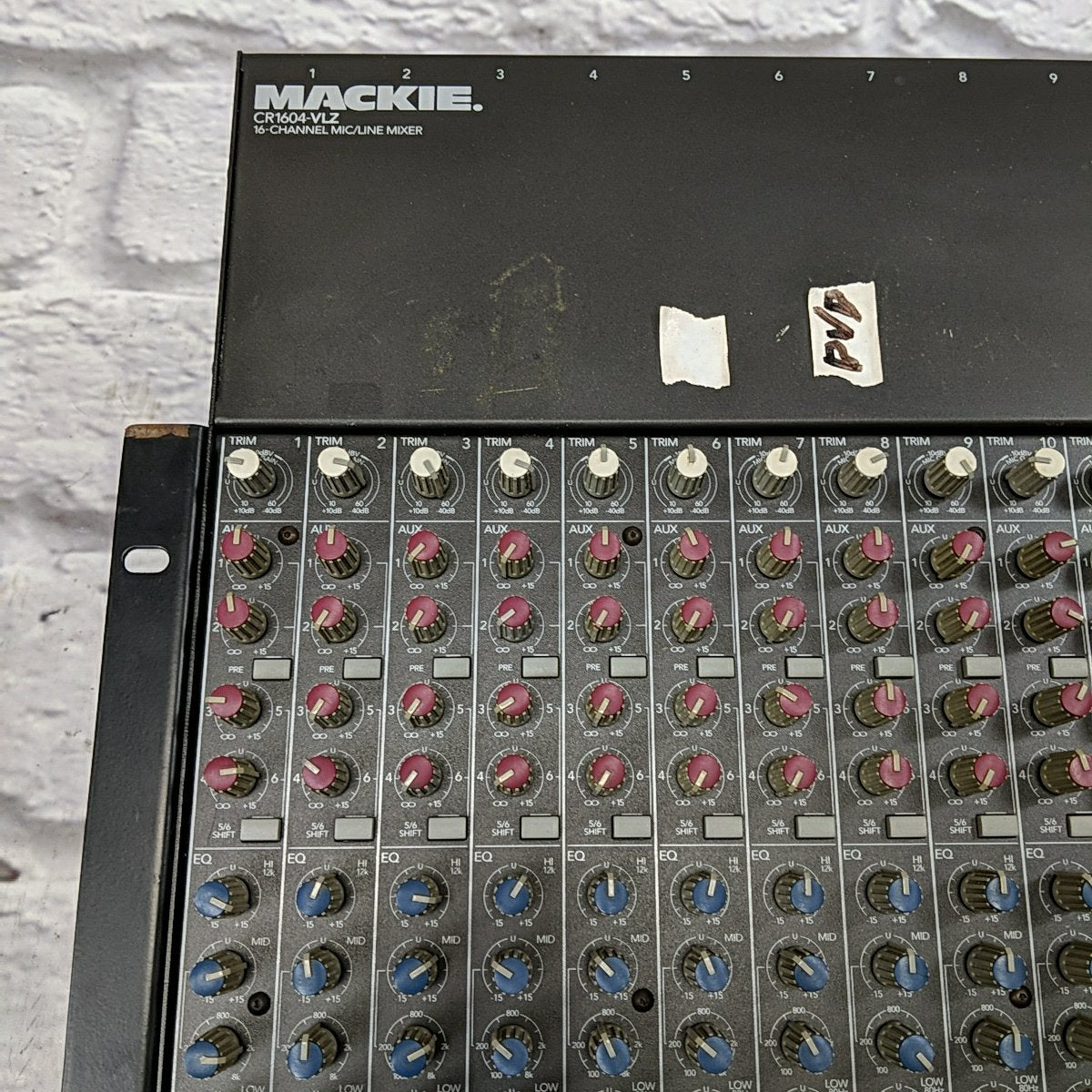 Mackie CR1604-VLZ 16-Channel Mixer - Evolution Music