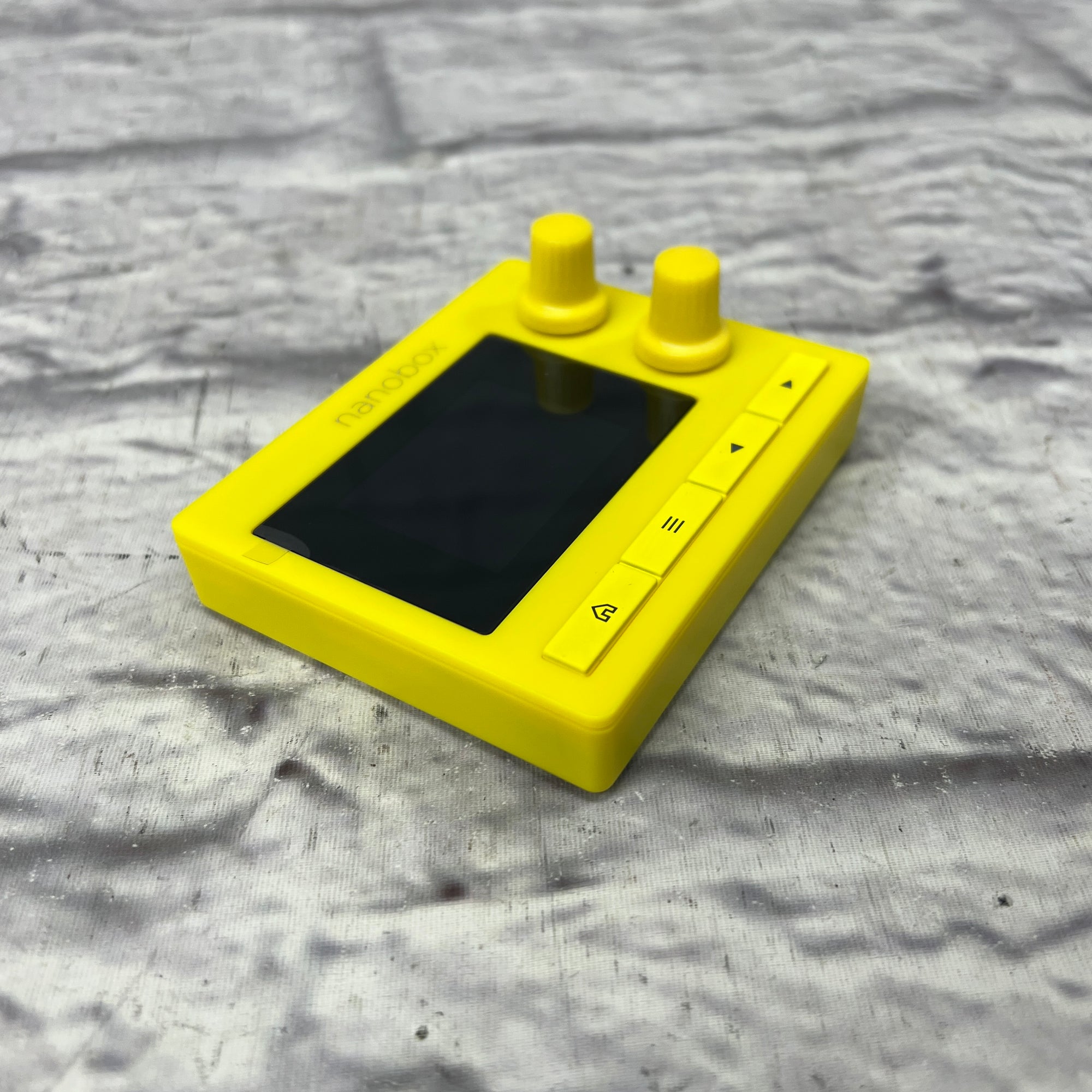 1010music Lemondrop Digital Synth