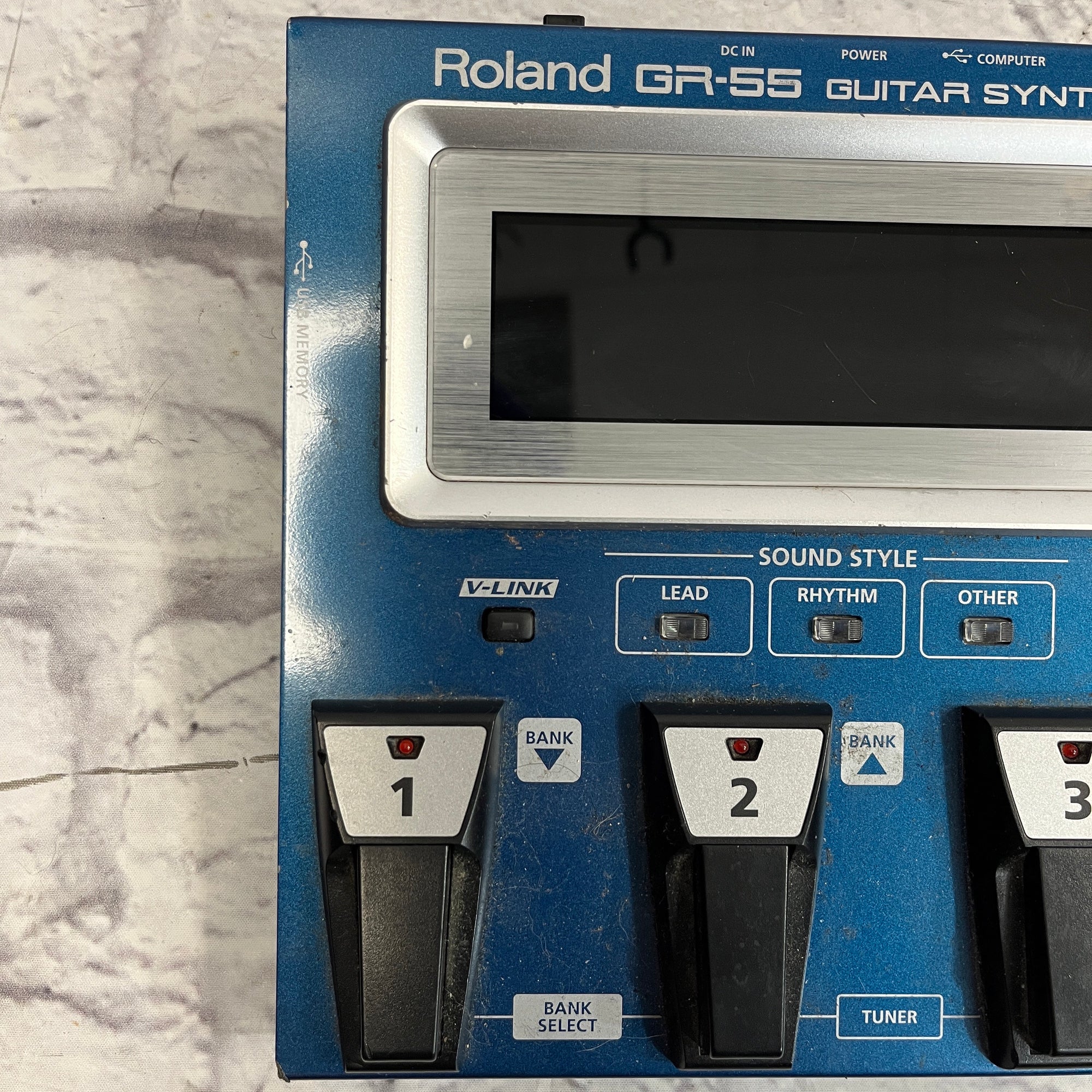 Roland GR-55 Guitar Synthesizer Effects Pedal - Evolution Music
