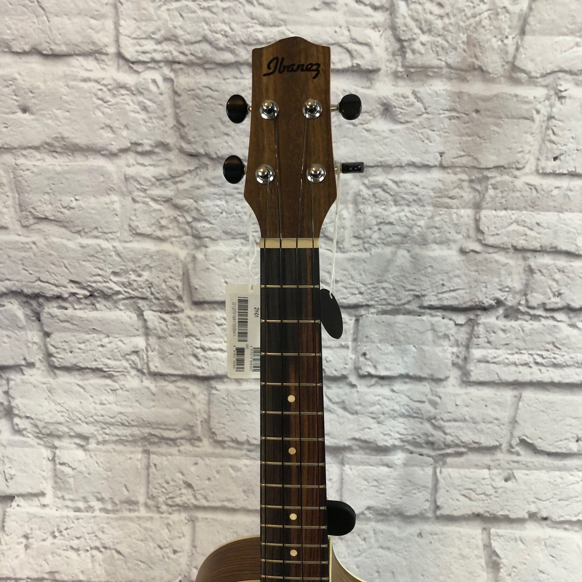 ** Ibanez UEWT14E Exotic Wood Tenor Acoustic-Electric Ukulele