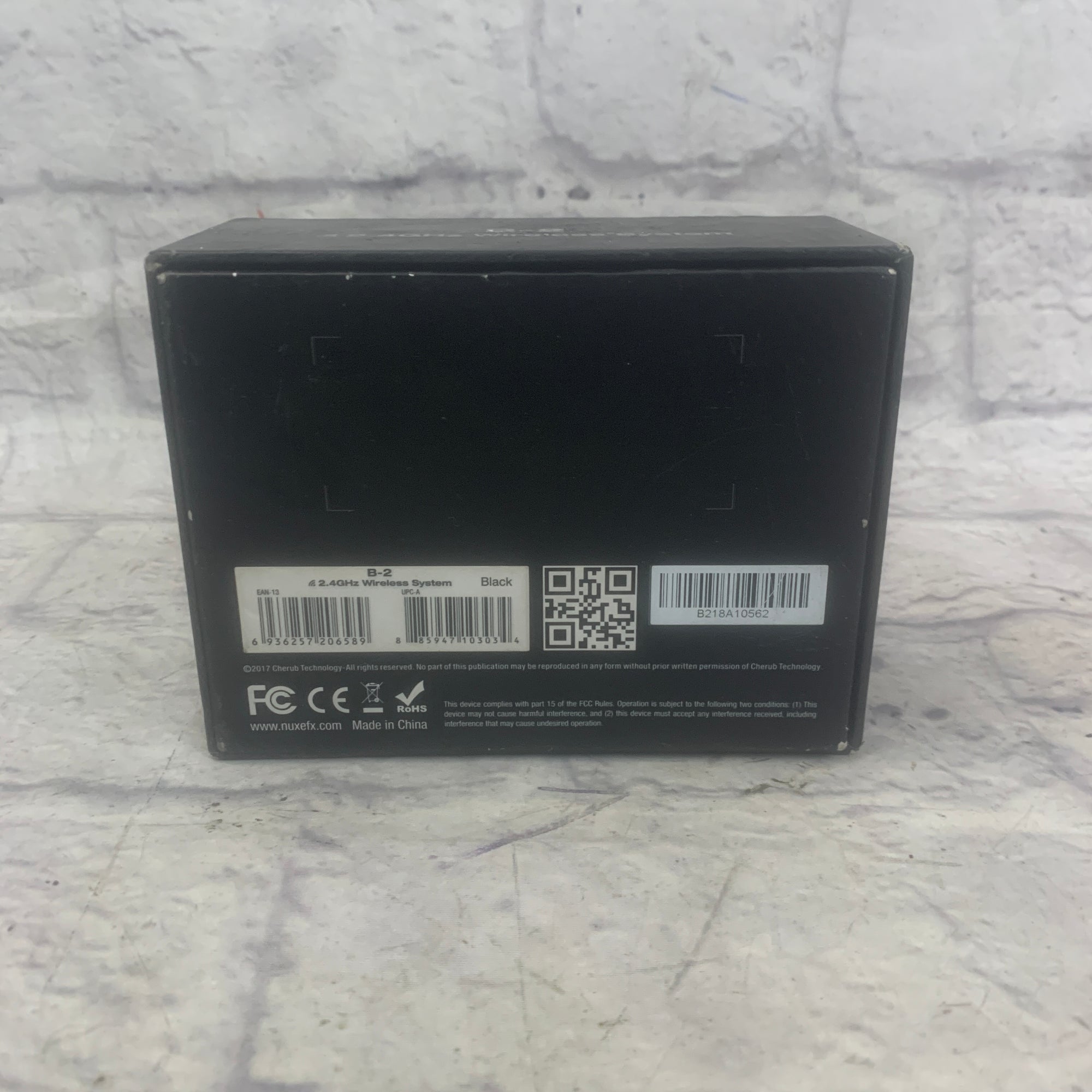 NuX B-2 2.4ghz Wireless Instrument System