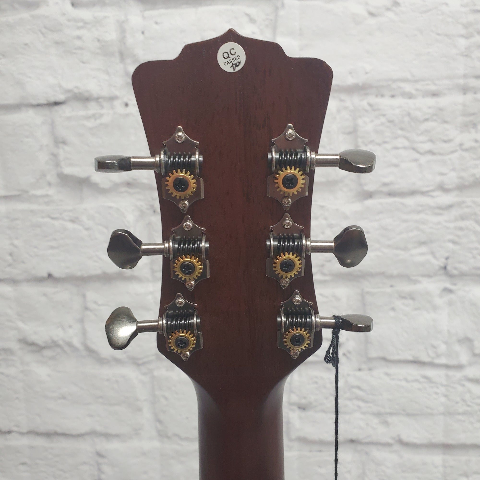 Luna Art Distressed Vintage Jumbo Acoustic Electric Guitar
