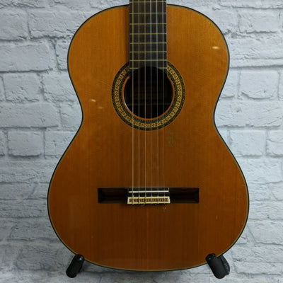 Vintage 1976 Ryoji Matsuoka M40 Classical Guitar