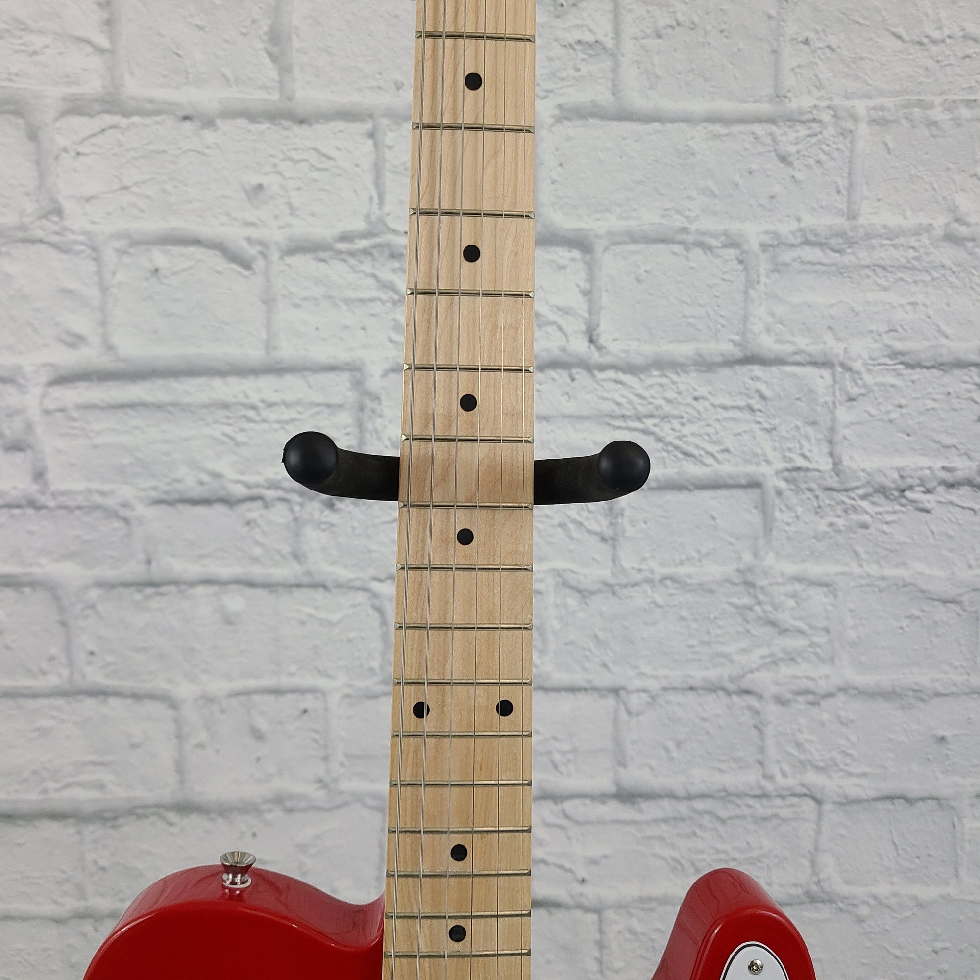 Nashville Guitar Works 125 Single Cutaway - Red,  Maple Fretboard