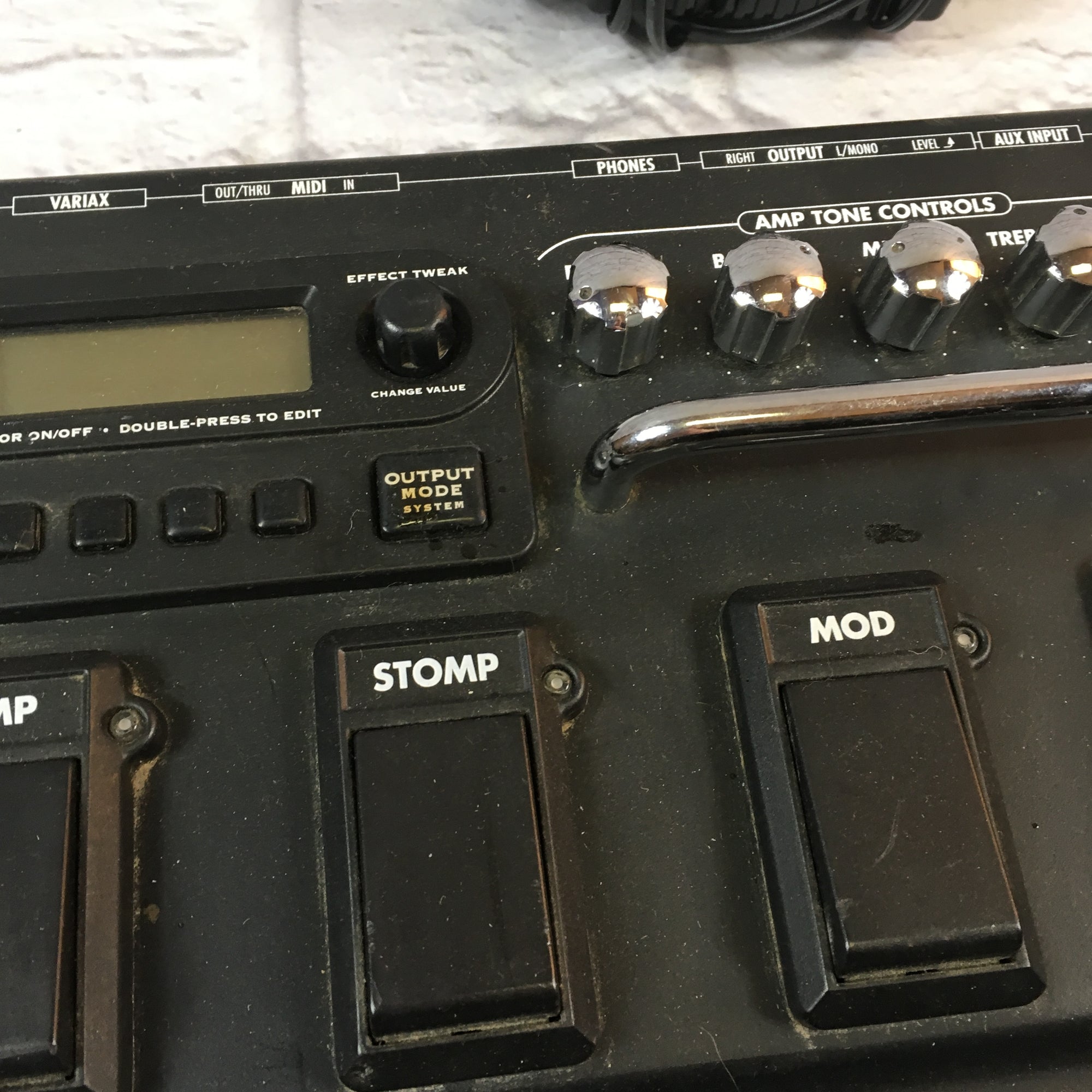 Line 6 Pod XT Live Multi-Effects Pedal