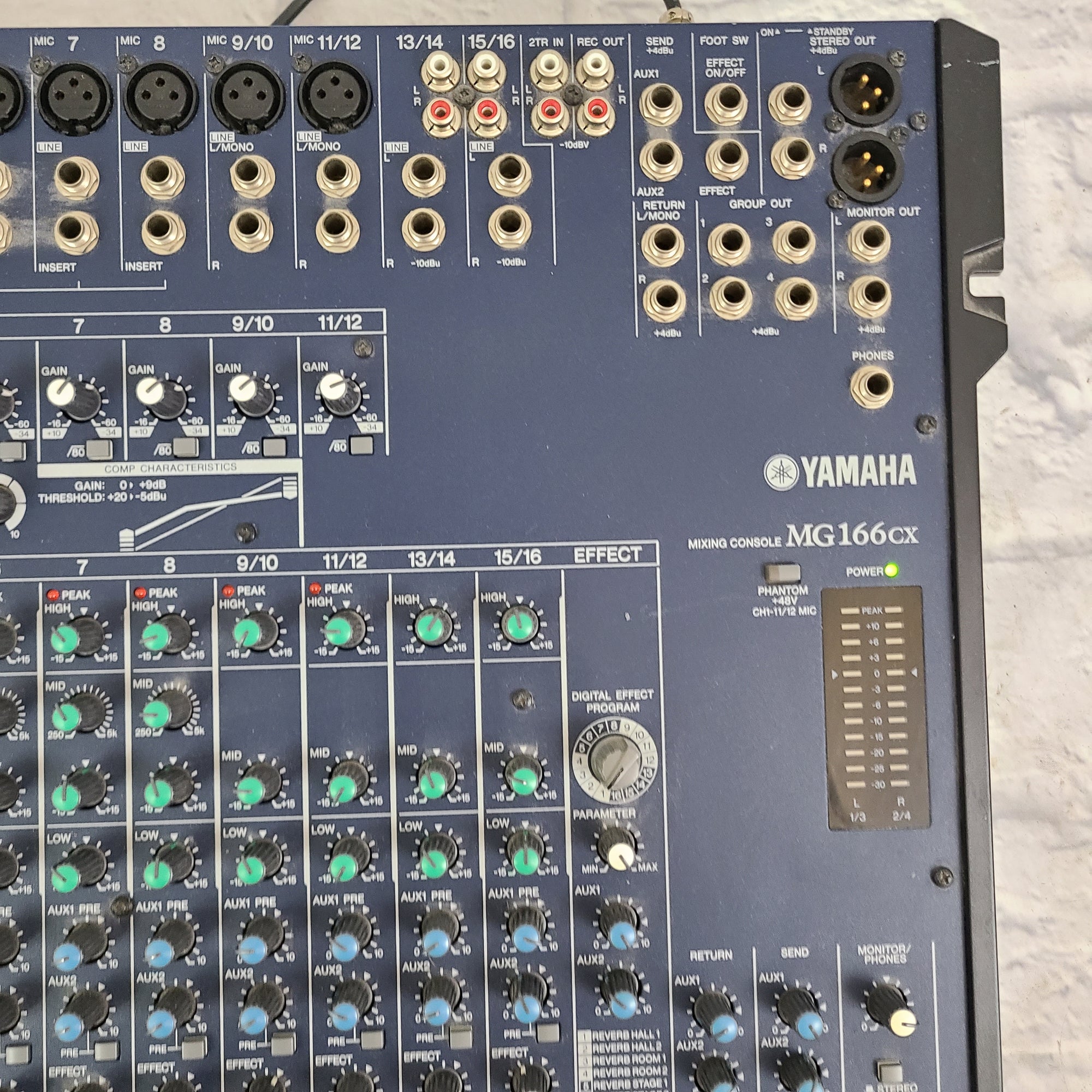 Yamaha MG 166CX Mixer - Evolution Music