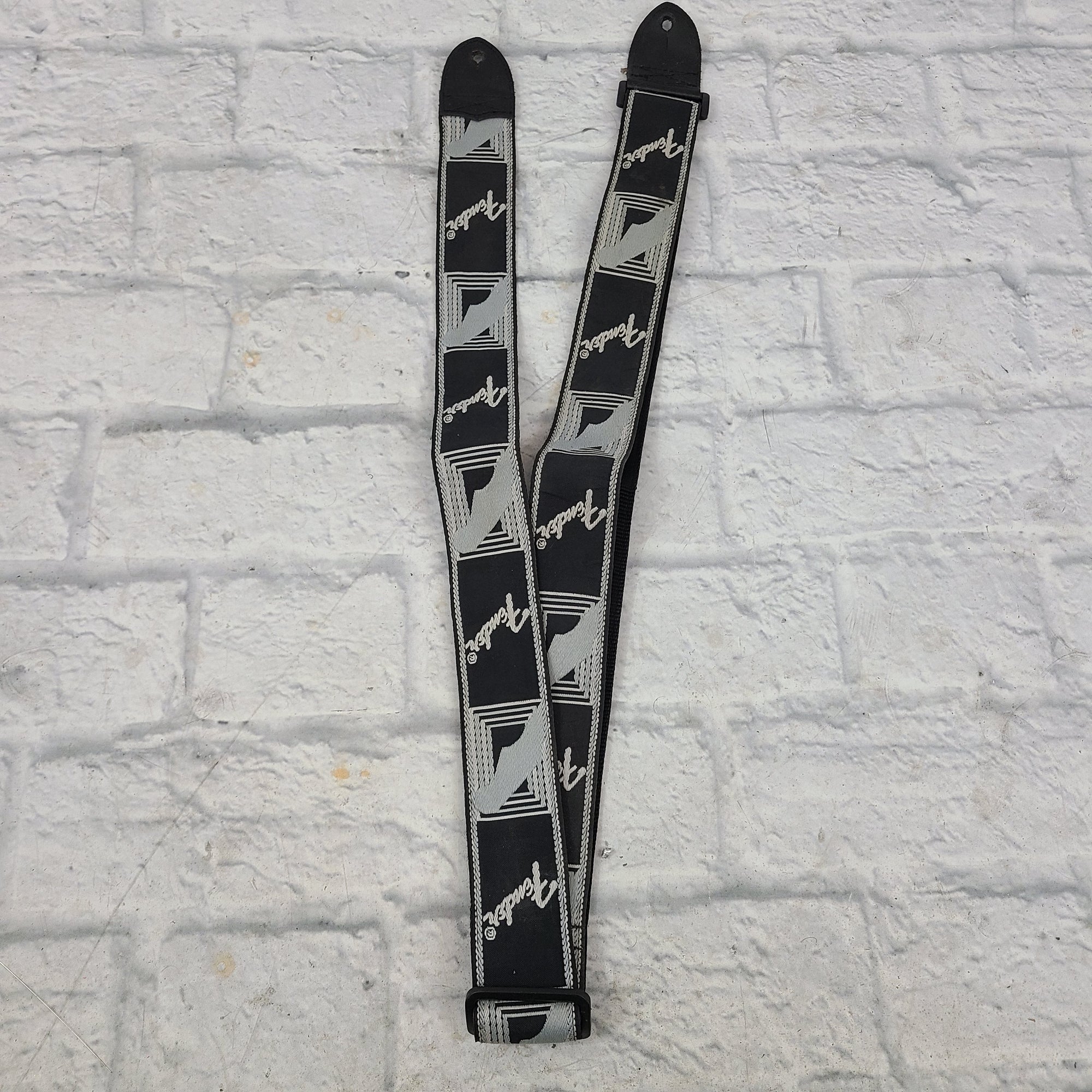Fender Black-and-Silver Woven Nylon Guitar Strap