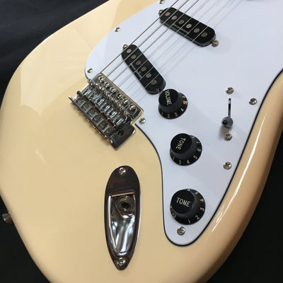 Squier Vintage Modified Stratocaster Vintage Blonde