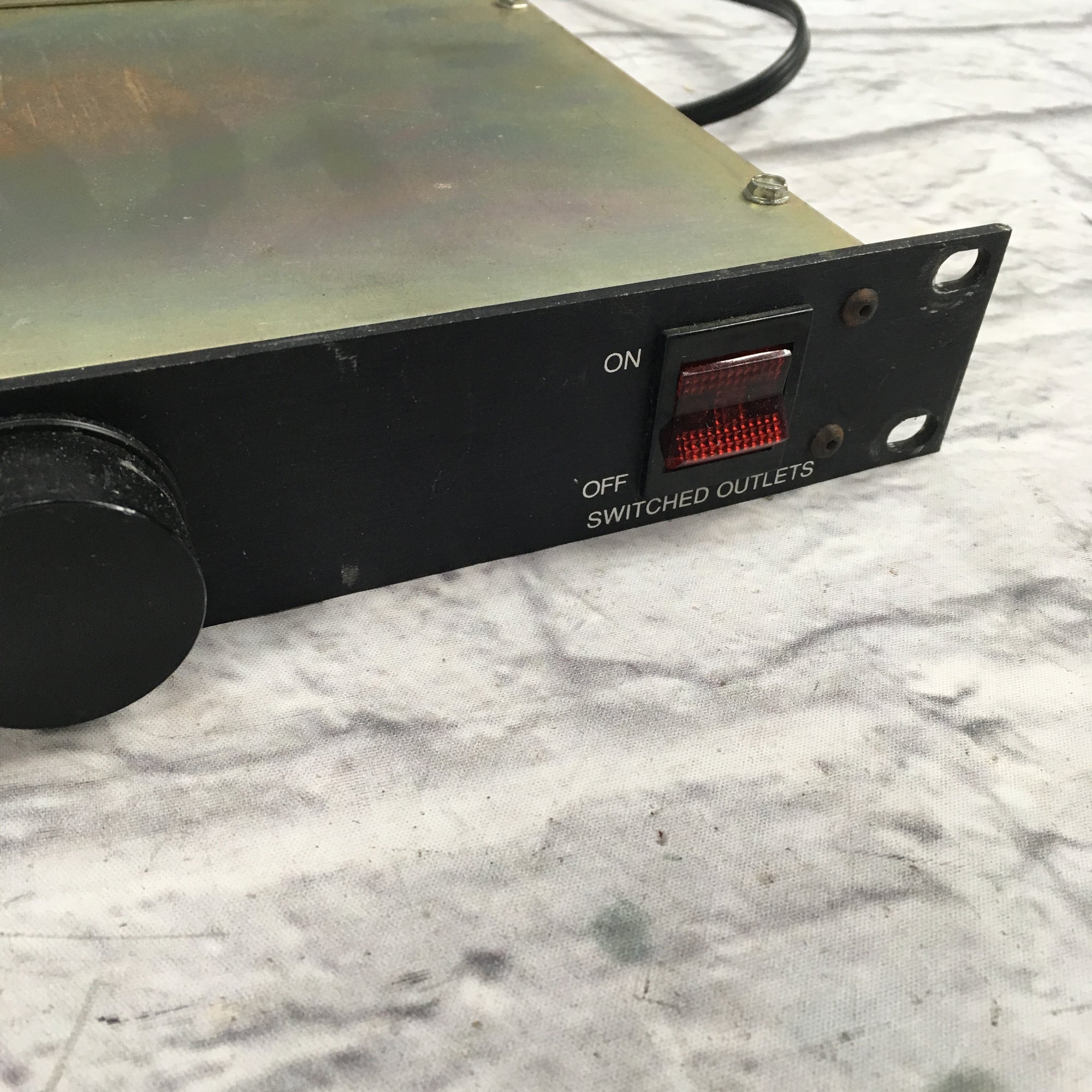Furman PL-8 Power Conditioner