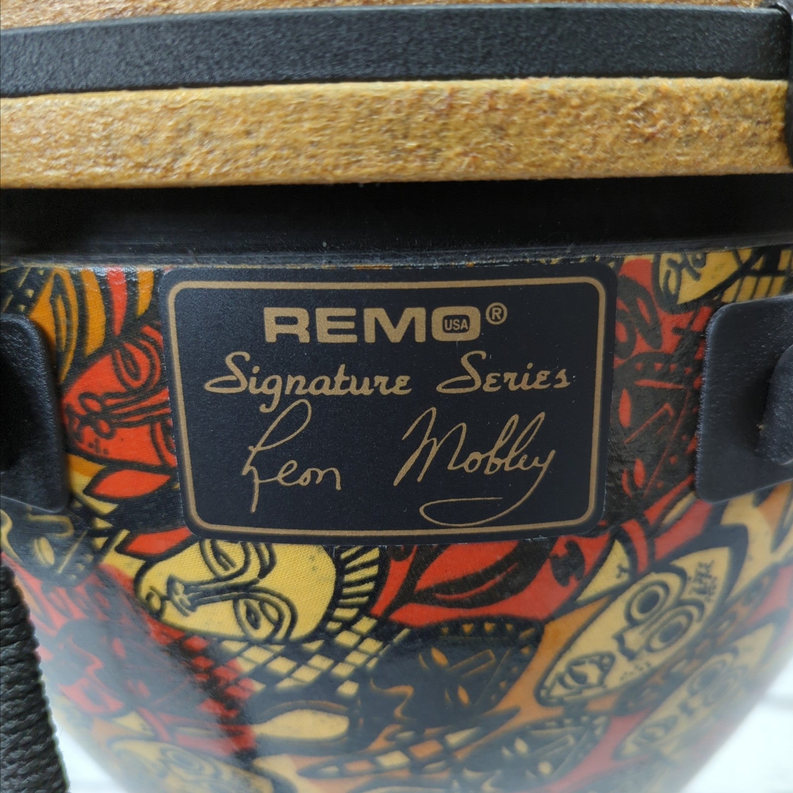 Remo Leon Mobley Signature Series Djembe w/ Kaces Gig Bag Case